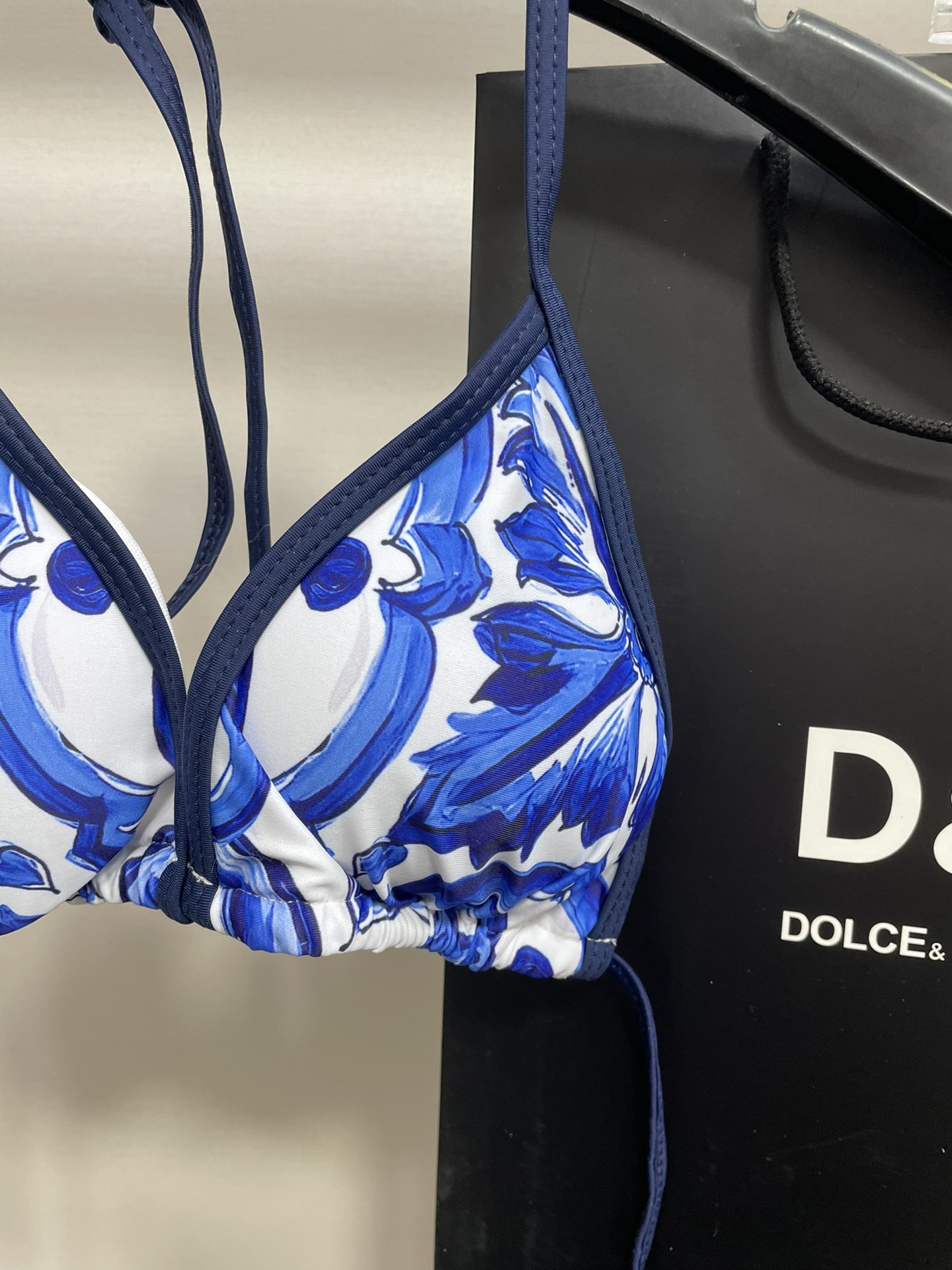 DG新款比基尼泳衣 时尚潮流款 😍🥰适合多种场景的游泳衣🏊‍♀️海边 游泳池 温泉 水上乐园 漂流都可以