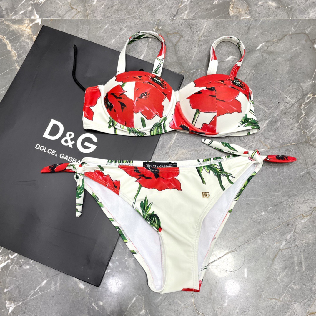 DG新款比基尼泳衣 时尚潮流款 😍🥰适合多种场景的游泳衣🏊‍♀️海边 游泳池 温泉 水上乐园 漂流都可以