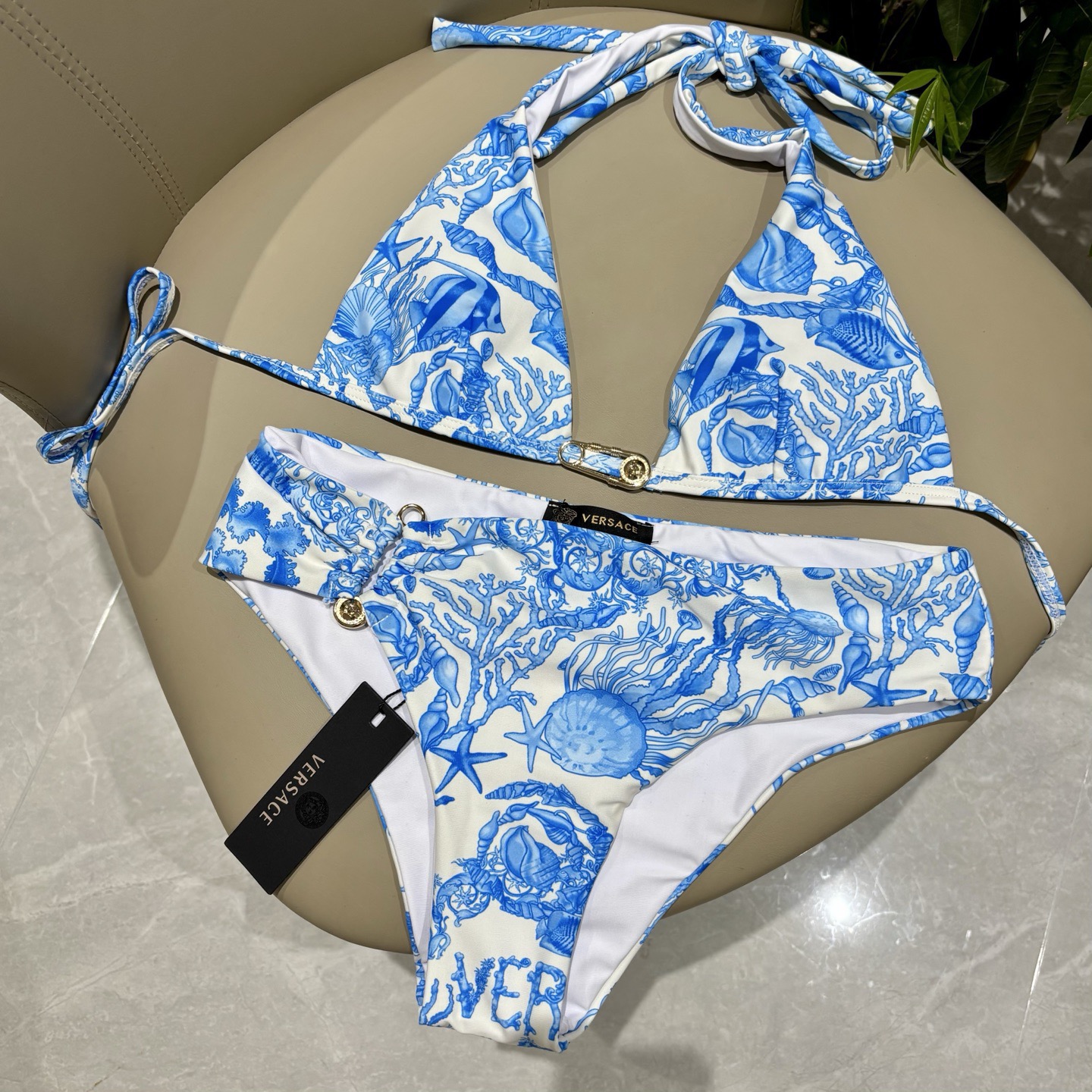 范思哲比基尼👙❤️😍🥰适合多种场景的游泳衣🏊‍♀️海边 游泳池 温泉 水上乐园 漂流都可以😌内搭外穿也完