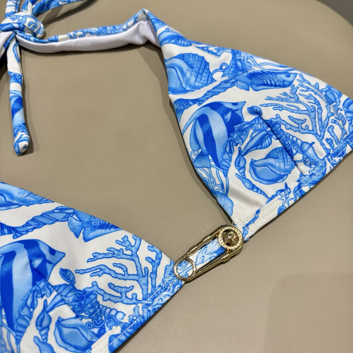 范思哲比基尼👙❤️😍🥰适合多种场景的游泳衣🏊‍♀️海边 游泳池 温泉 水上乐园 漂流都可以😌内搭外穿也完