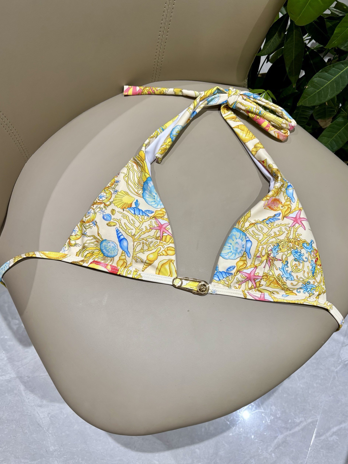 范思哲比基尼👙❤️😍🥰适合多种场景的游泳衣🏊‍♀️海边 游泳池 温泉 水上乐园 漂流都可以😌内搭外穿也完