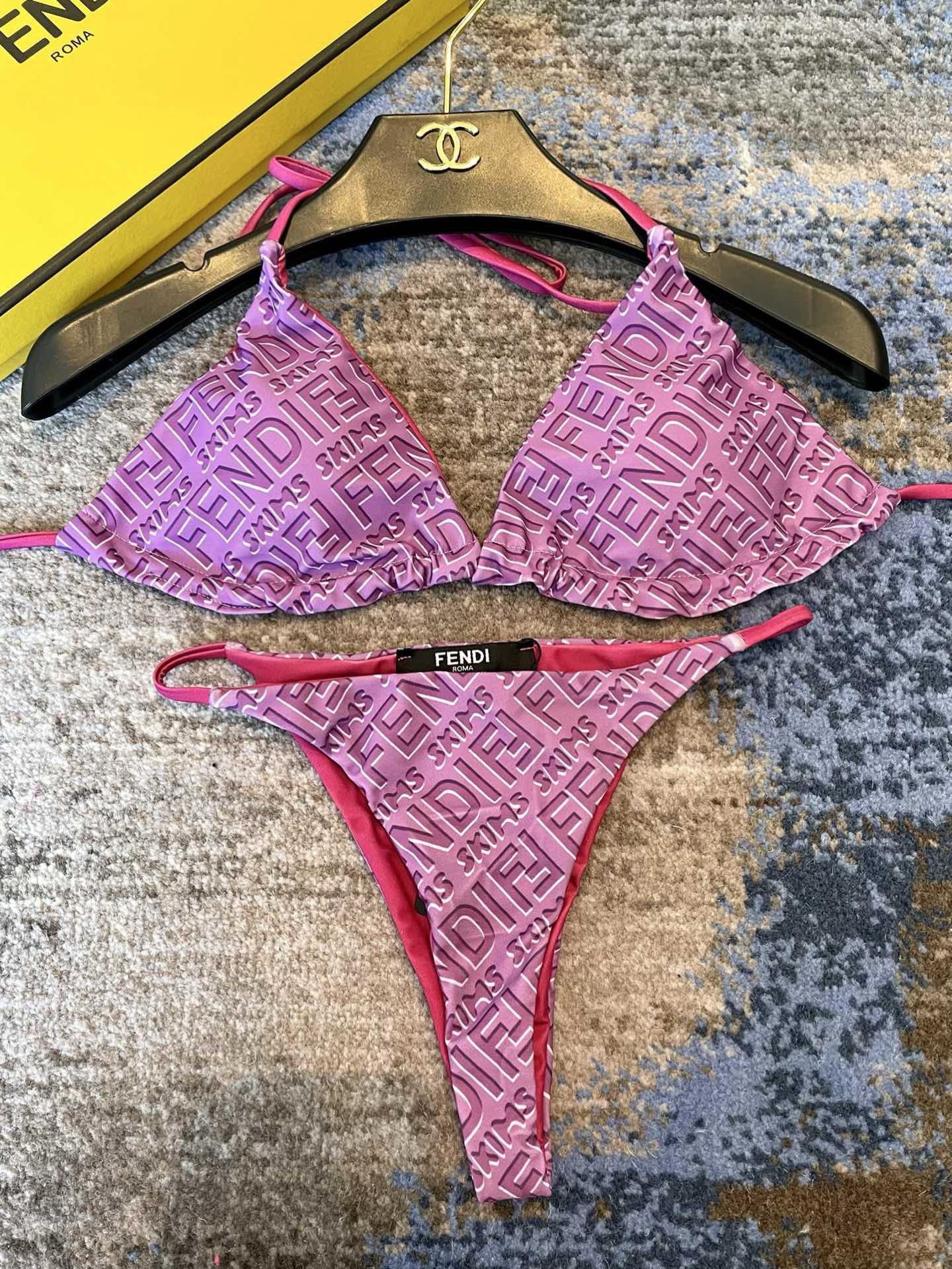 芬迪新款分体泳衣 适合多种场景的游泳衣🏊‍♀️海边 游泳池 温泉 水上乐园 漂流都可以😌内搭也完全可以 