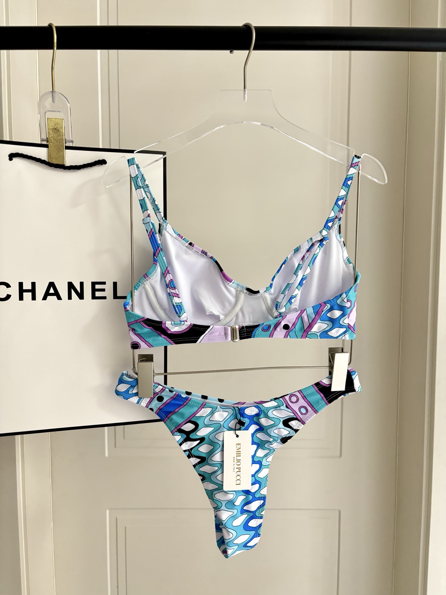 Pucci比基尼泳衣 时尚潮流款 😍🥰适合多种场景的游泳衣🏊‍♀️海边 游泳池 温泉 水上乐园 漂流都可