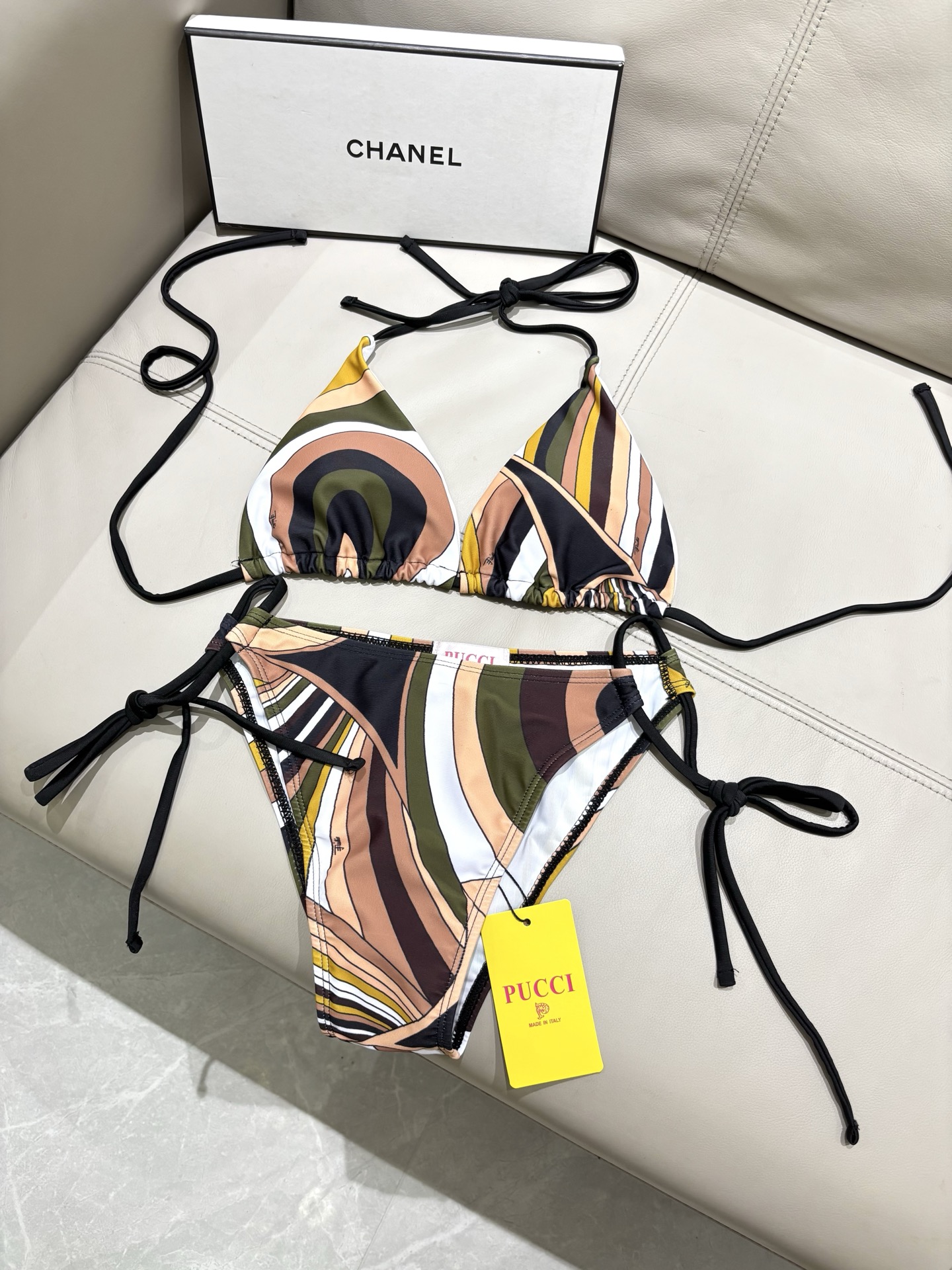 Pucci新款比基尼➕纱裙 时尚潮流款 😍🥰适合多种场景的游泳衣🏊‍♀️海边 游泳池 温泉 水上乐园 漂