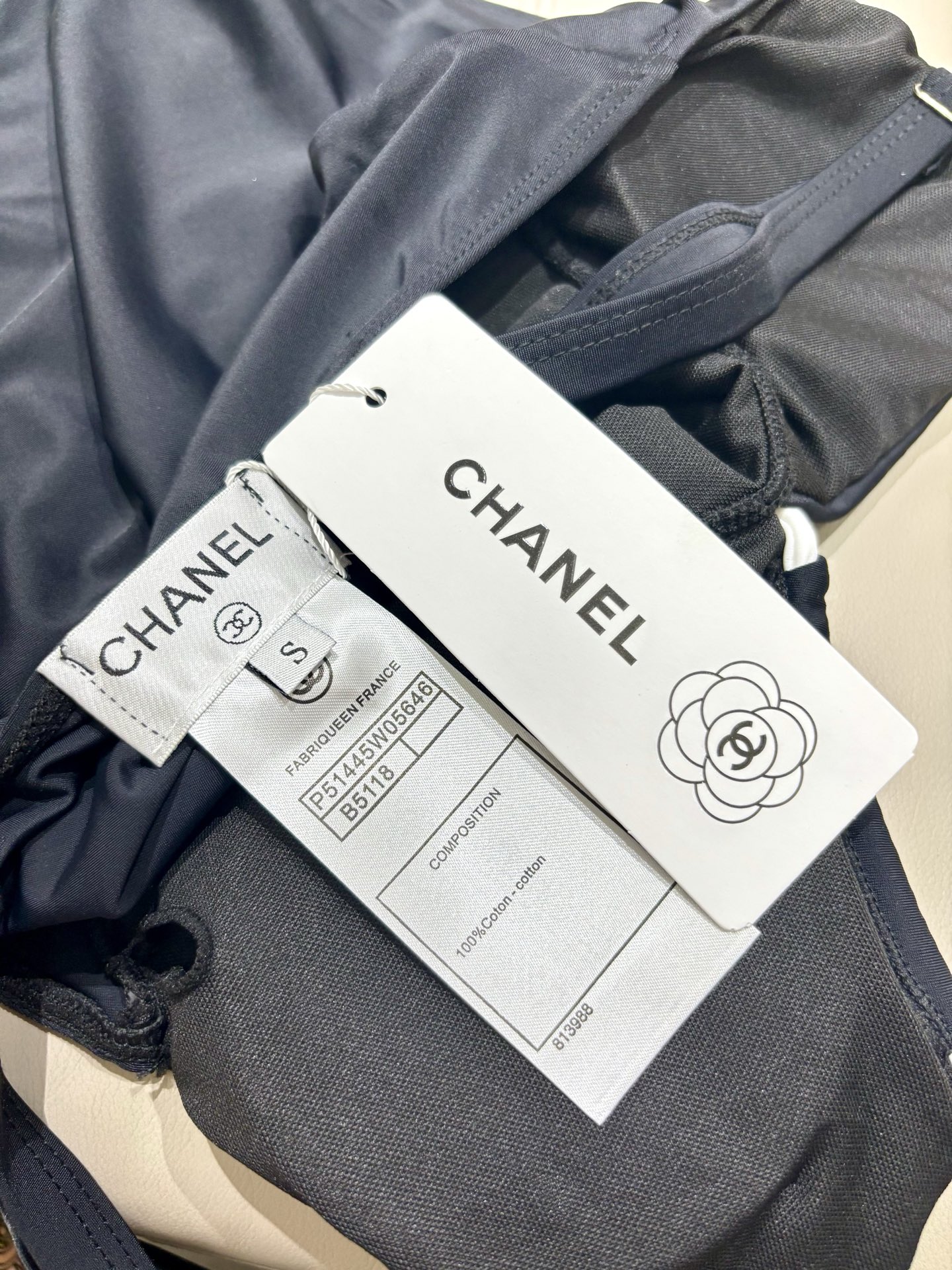 Chanel新款泳衣👙❤️😍🥰适合多种场景的游泳衣🏊‍♀️海边 游泳池 温泉 水上乐园 漂流都可以😌内搭