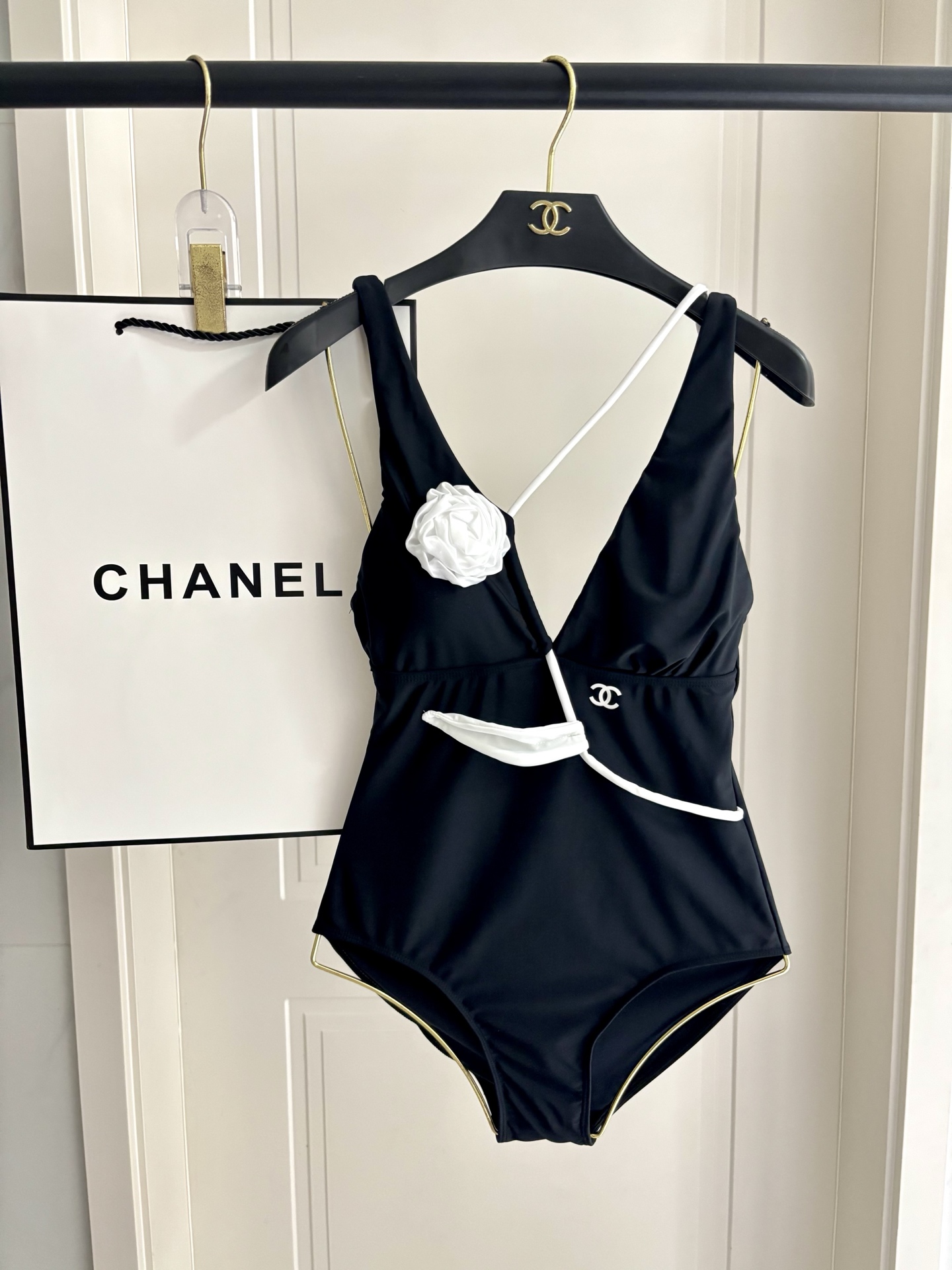 Chanel新款泳衣👙❤️😍🥰适合多种场景的游泳衣🏊‍♀️海边 游泳池 温泉 水上乐园 漂流都可以😌内搭