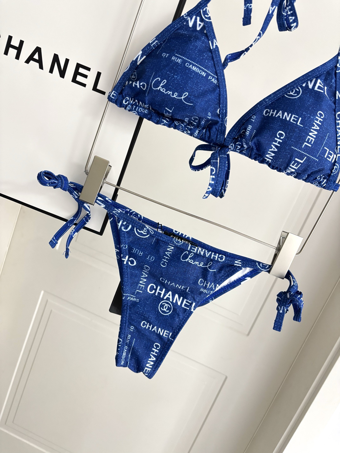 Chanel 香奈儿新款比基尼泳衣👙❤️😍🥰适合多种场景的游泳衣🏊‍♀️海边 游泳池 温泉 水上乐园 漂