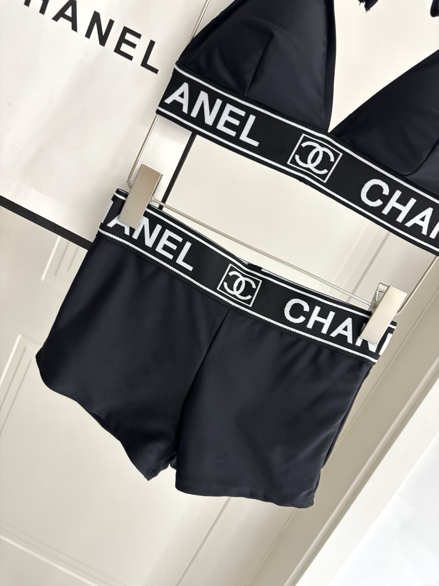 Chanel 香奈儿新款分体泳衣👙❤️😍🥰适合多种场景的游泳衣🏊‍♀️海边 游泳池 温泉 水上乐园 漂流