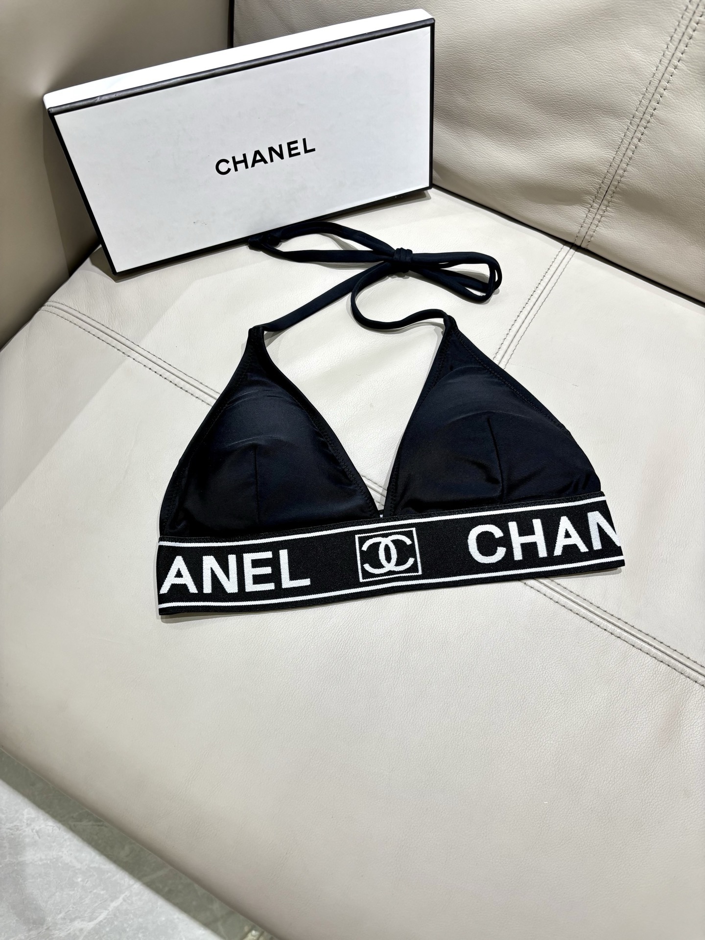 Chanel 香奈儿新款分体泳衣👙❤️😍🥰适合多种场景的游泳衣🏊‍♀️海边 游泳池 温泉 水上乐园 漂流