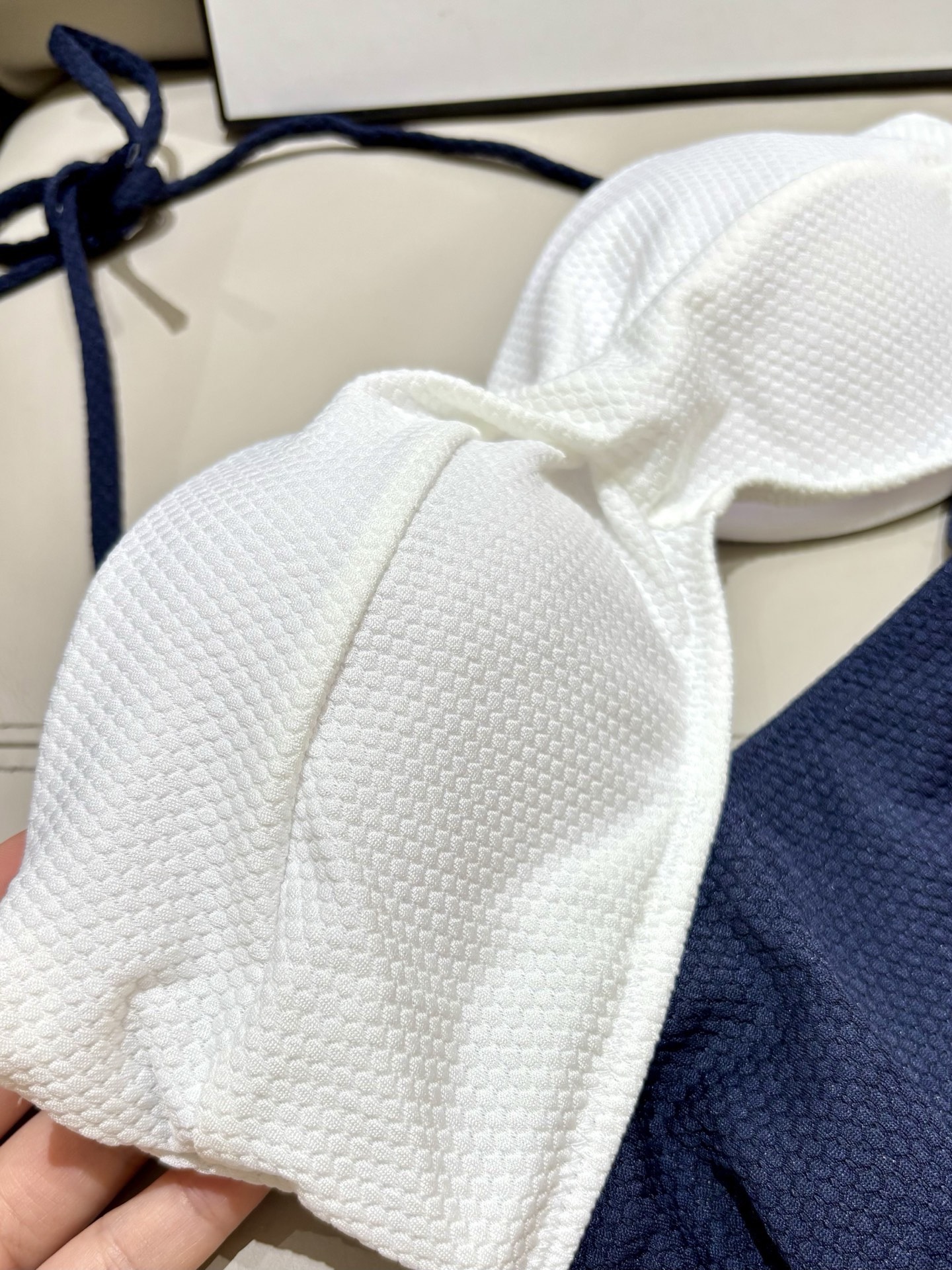 Chanel新款连体😍🥰适合多种场景的游泳衣🏊‍♀️海边 游泳池 温泉 水上乐园 漂流都可以😌内搭也完全