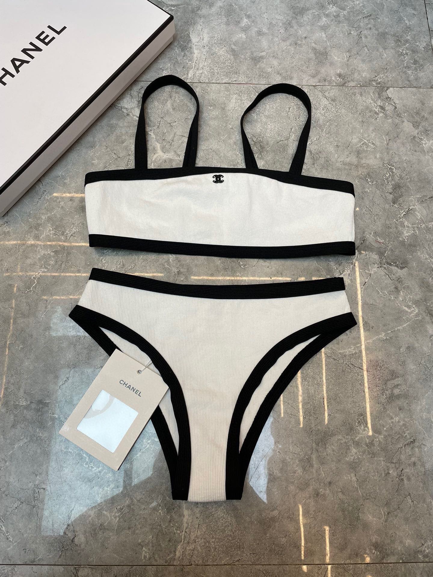 Chanel新款比基尼👙❤️😍🥰适合多种场景的游泳衣🏊‍♀️海边 游泳池 温泉 水上乐园 漂流都可以😌内