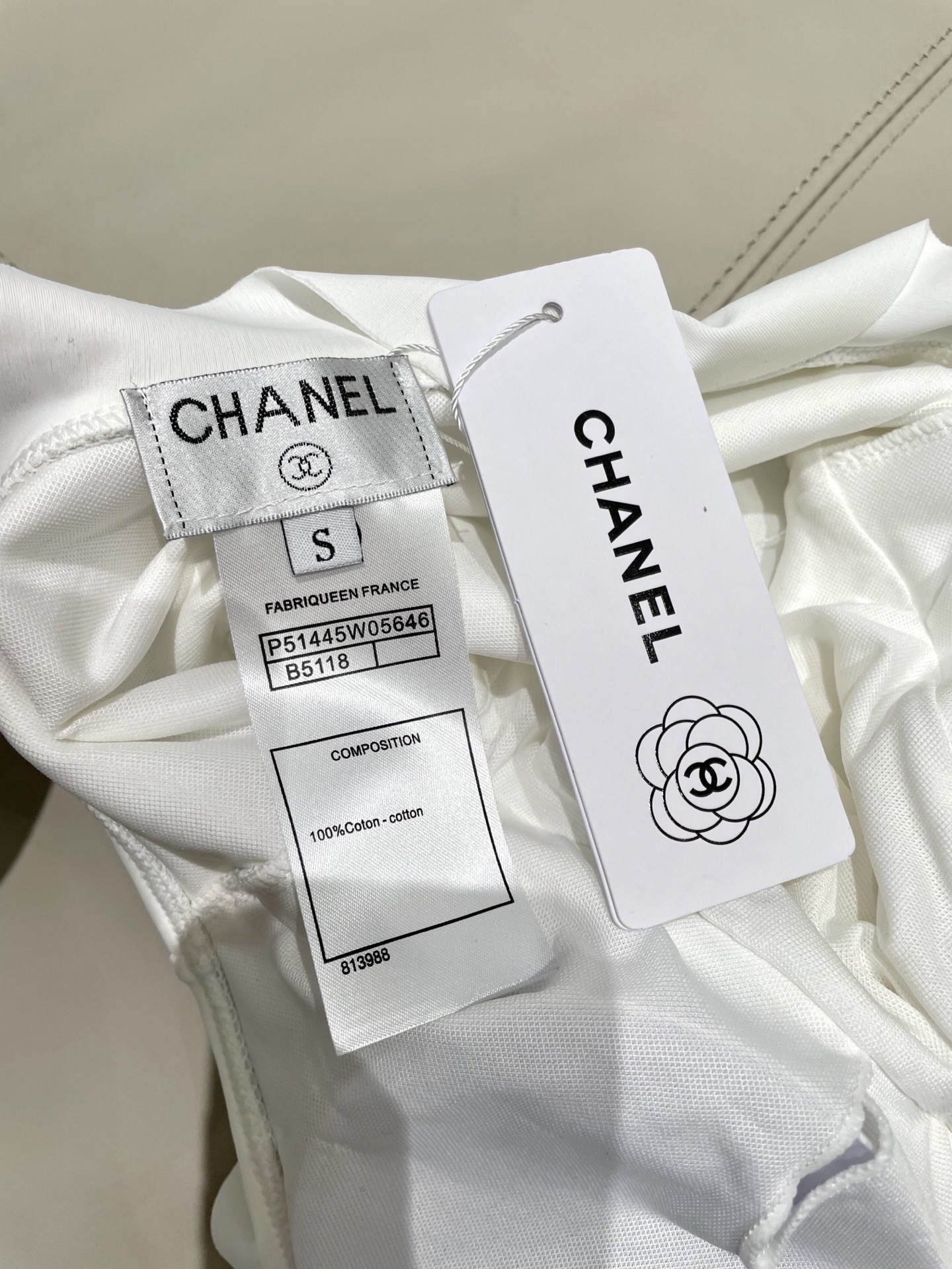 Chanel新款连体泳衣😍🥰适合多种场景的游泳衣🏊‍♀️海边 游泳池 温泉 水上乐园 漂流都可以😌内搭也
