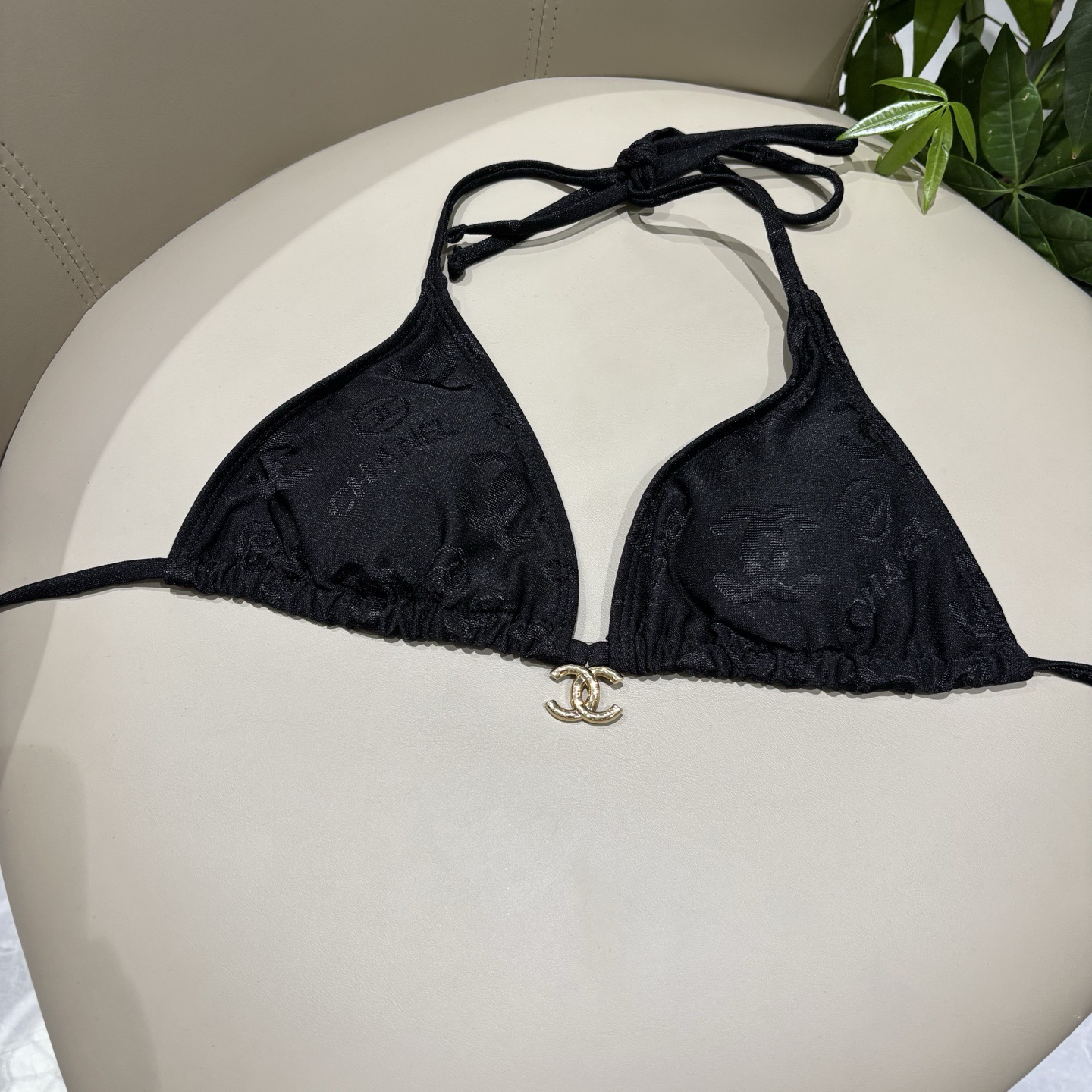 Chanel新款比基尼泳衣😍🥰适合多种场景的游泳衣🏊‍♀️海边 游泳池 温泉 水上乐园 漂流都可以😌内搭