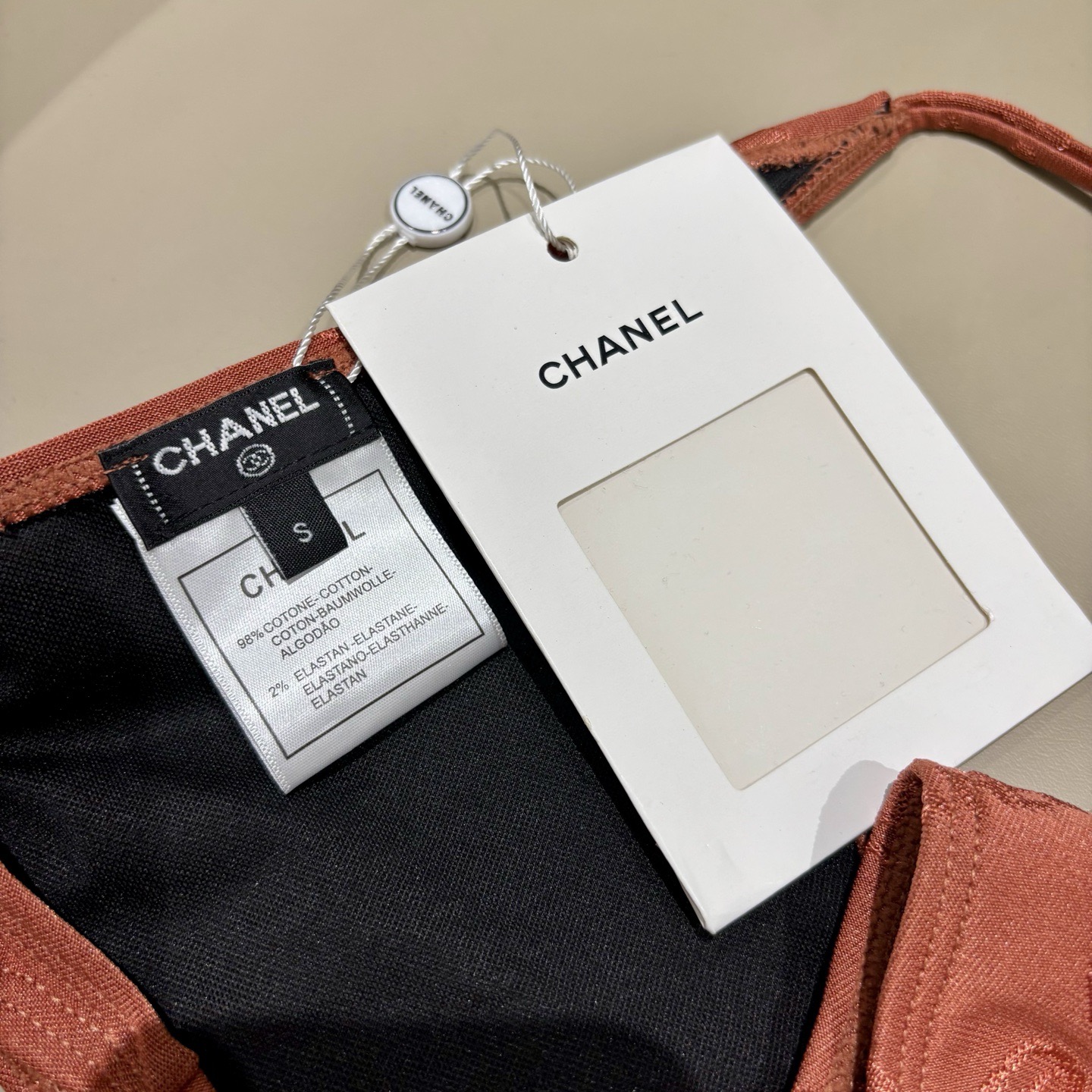 Chanel新款比基尼泳衣😍🥰适合多种场景的游泳衣🏊‍♀️海边 游泳池 温泉 水上乐园 漂流都可以😌内搭