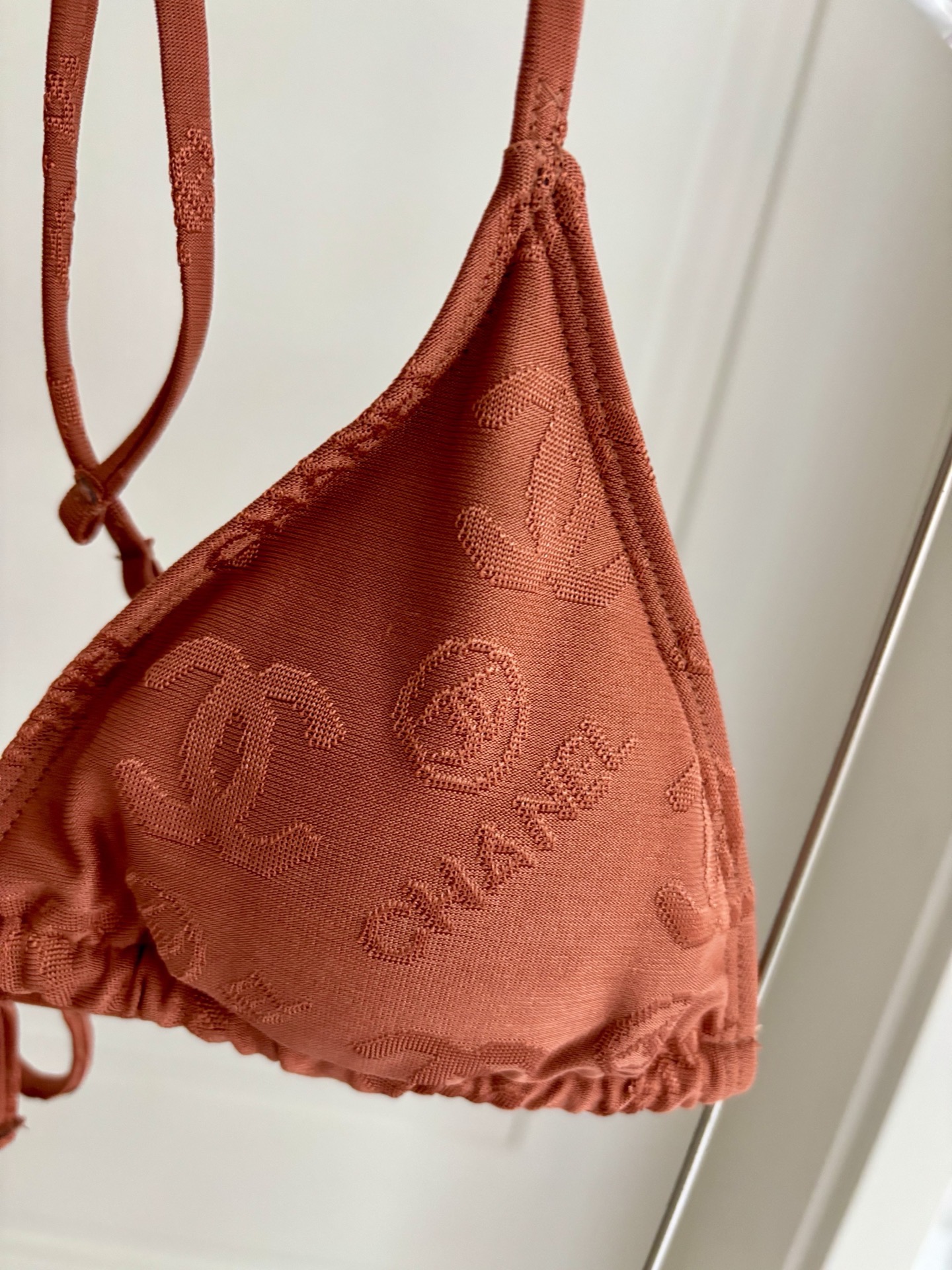 Chanel新款比基尼泳衣😍🥰适合多种场景的游泳衣🏊‍♀️海边 游泳池 温泉 水上乐园 漂流都可以😌内搭