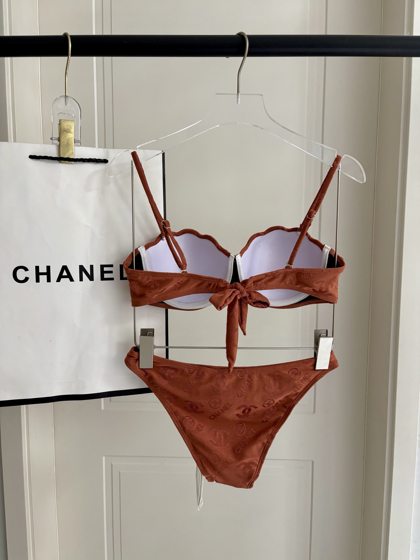 Chanel新款比基尼泳衣😍🥰适合多种场景的游泳衣🏊‍♀️海边 游泳池 温泉 水上乐园 漂流都可以😌内搭