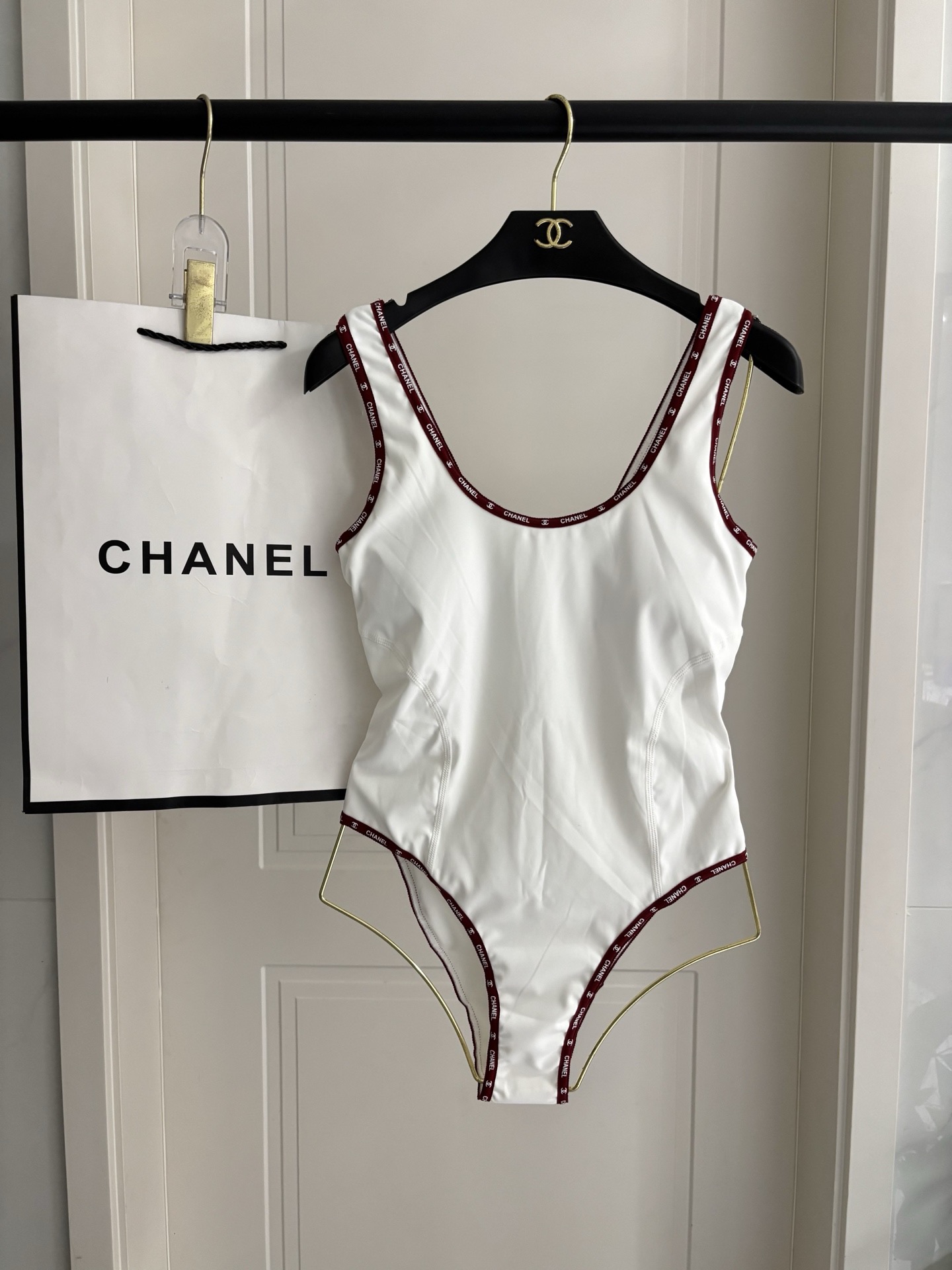 Chanel新款泳衣😍🥰适合多种场景的游泳衣🏊‍♀️海边 游泳池 温泉 水上乐园 漂流都可以😌内搭也完全