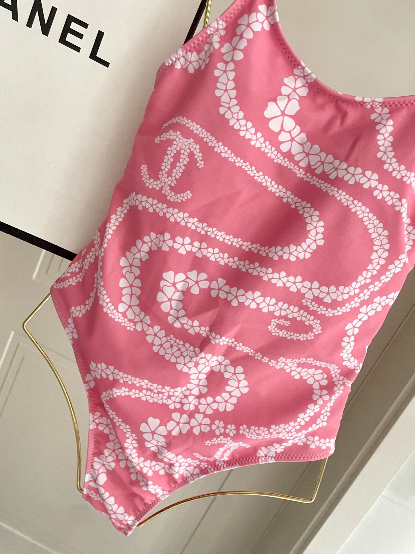 Chanel新款泳衣😍🥰适合多种场景的游泳衣🏊‍♀️海边 游泳池 温泉 水上乐园 漂流都可以😌内搭也完全