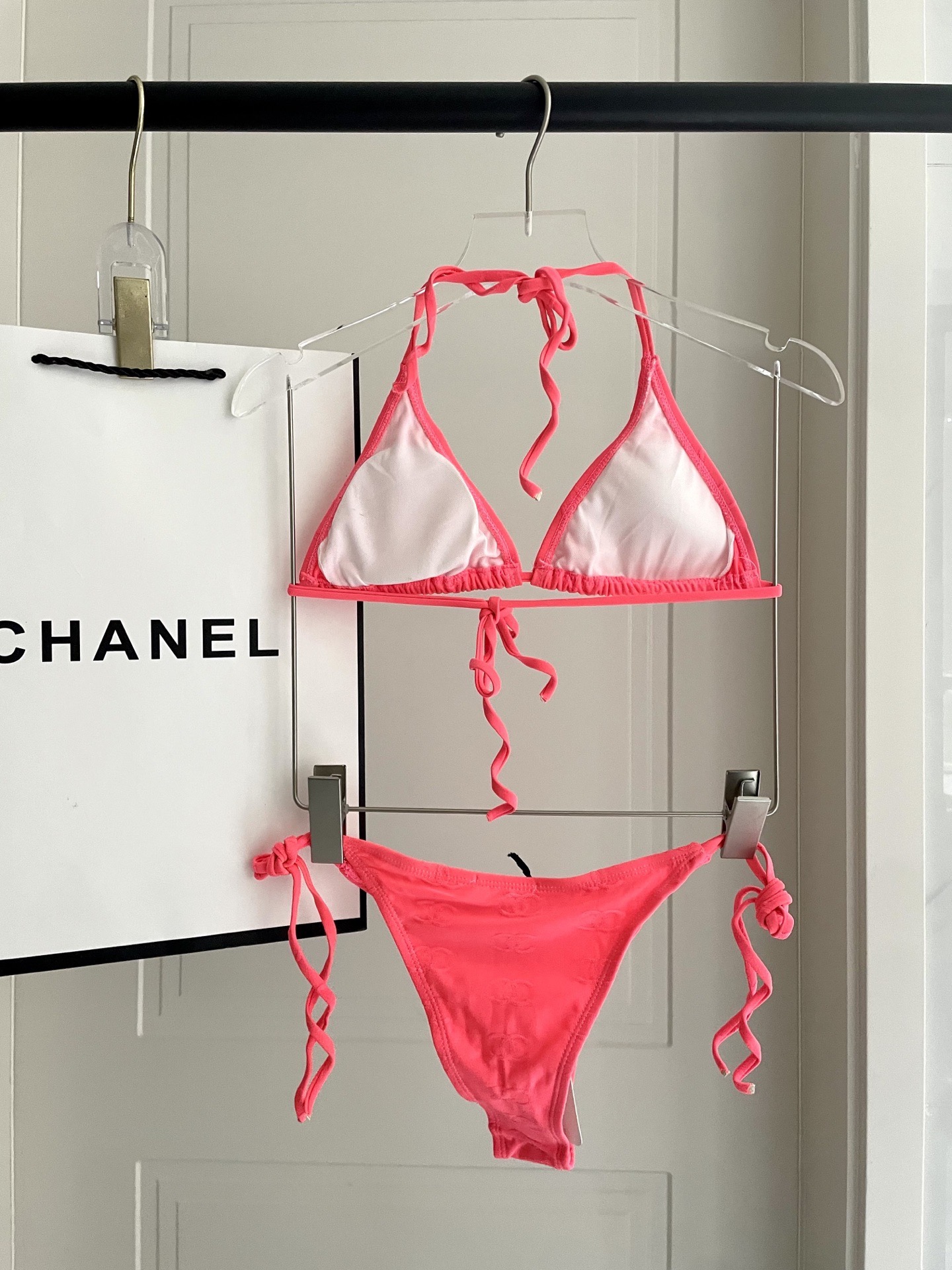 Chanel新款比基尼泳衣😍🥰适合多种场景的游泳衣🏊‍♀️海边 游泳池 温泉 水上乐园 漂流都可以😌内搭