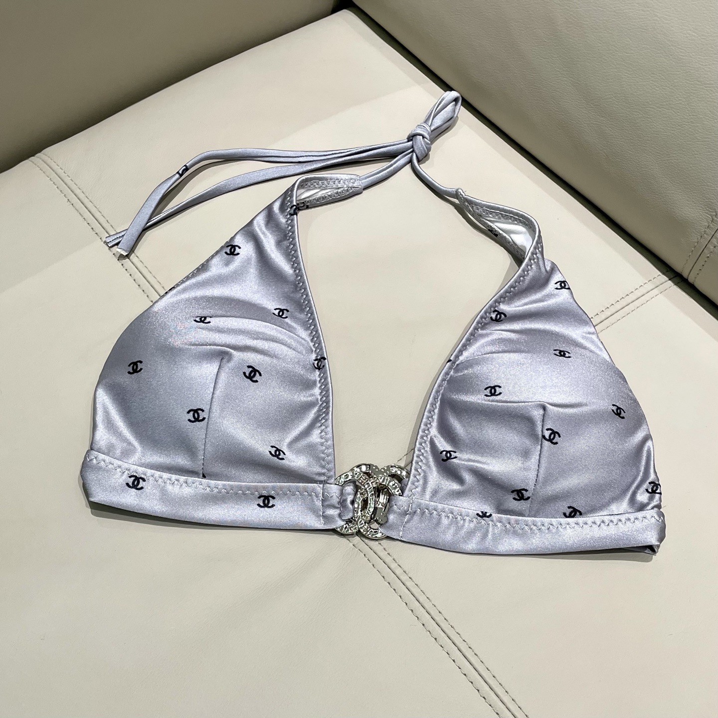 Chanel比基尼泳衣😍🥰适合多种场景的游泳衣🏊‍♀️海边 游泳池 温泉 水上乐园 漂流都可以😌内搭也完