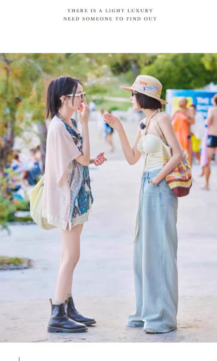 Chanel新款泳衣😍🥰适合多种场景的游泳衣🏊‍♀️海边 游泳池 温泉 水上乐园 漂流都可以😌内搭也完全