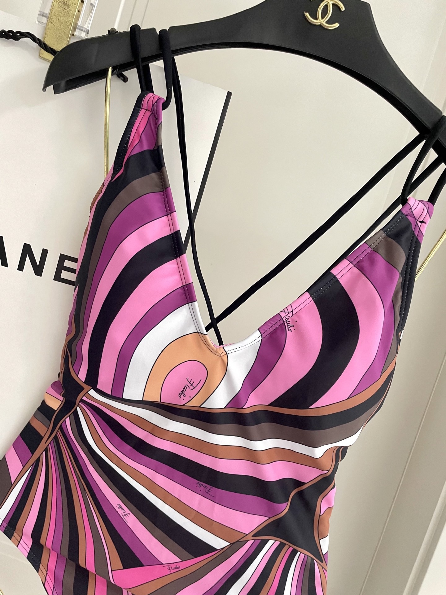Swimsuit Style Swimsuit Other Swimsuit detail image 4 from source 777551