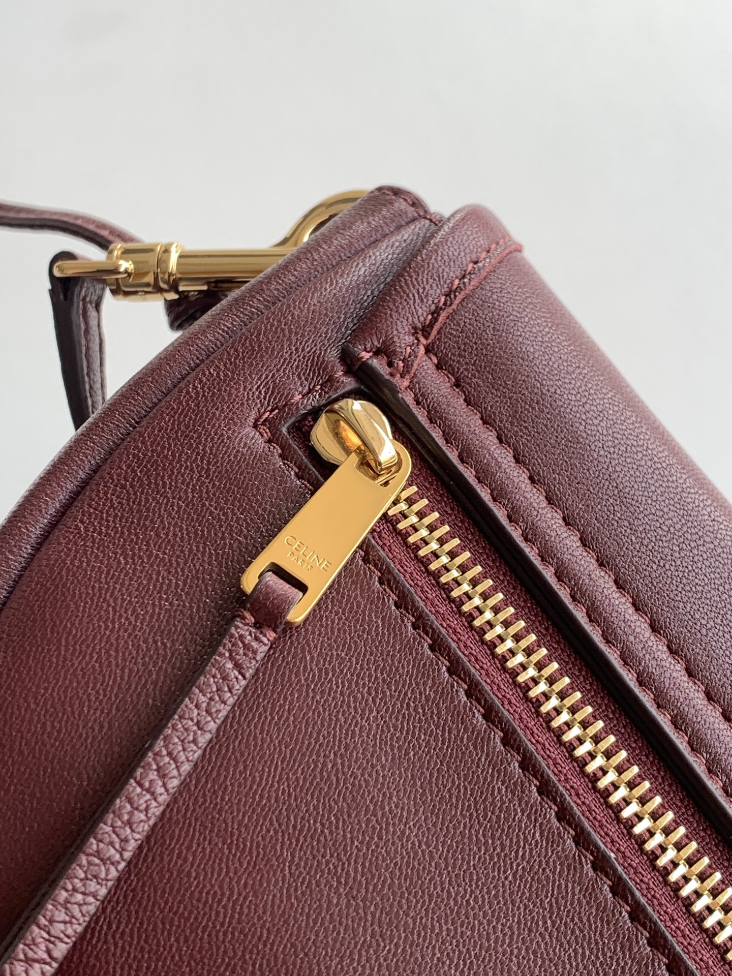 Fendi 全钢五金CE Halfmoon 半月包 mini到货