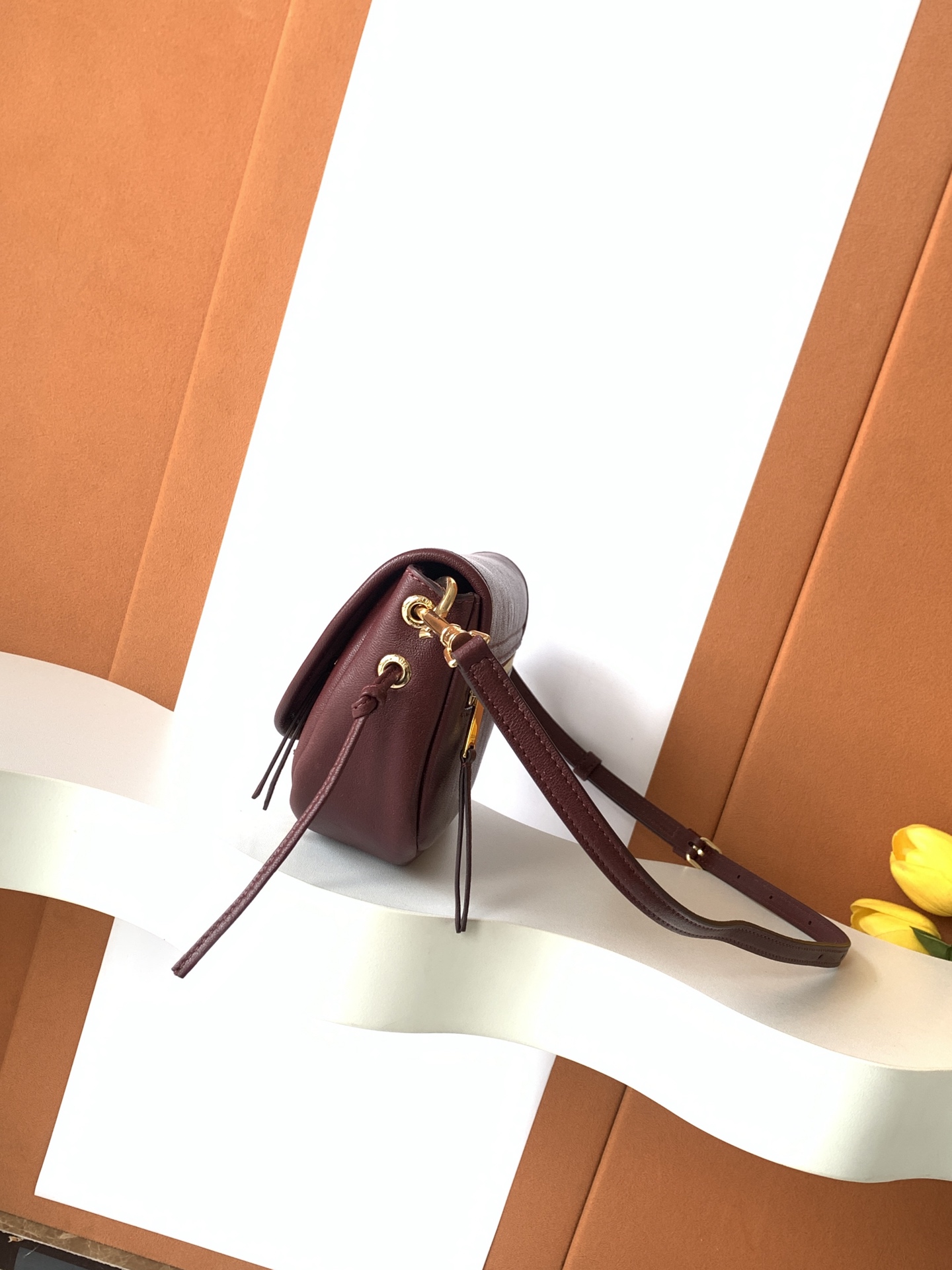 Fendi 全钢五金CE Halfmoon 半月包 mini到货