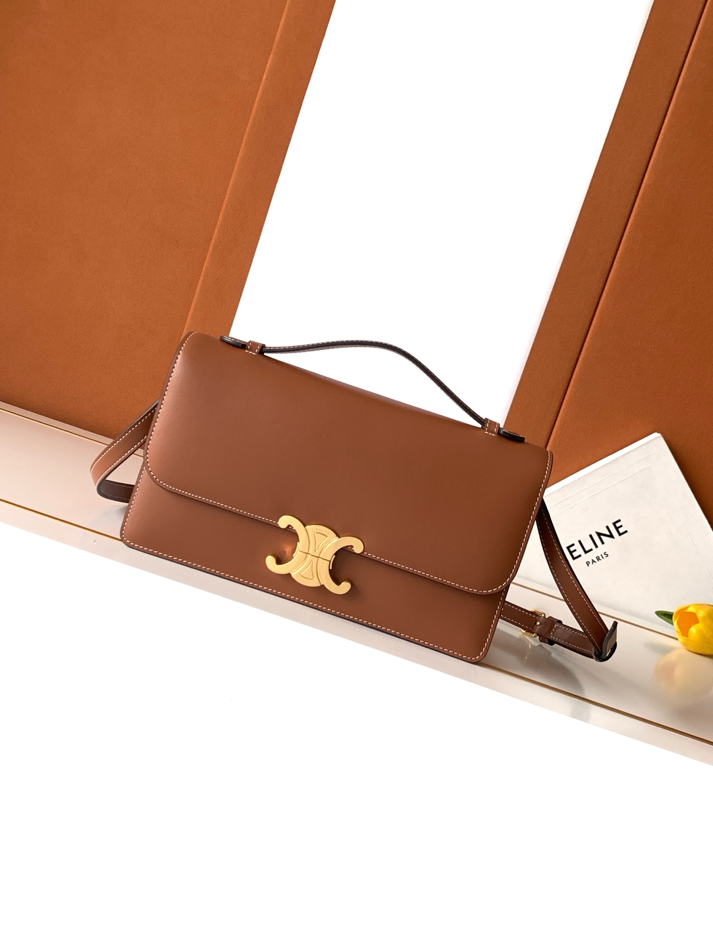 Coach CE Halfmoon 新品到货