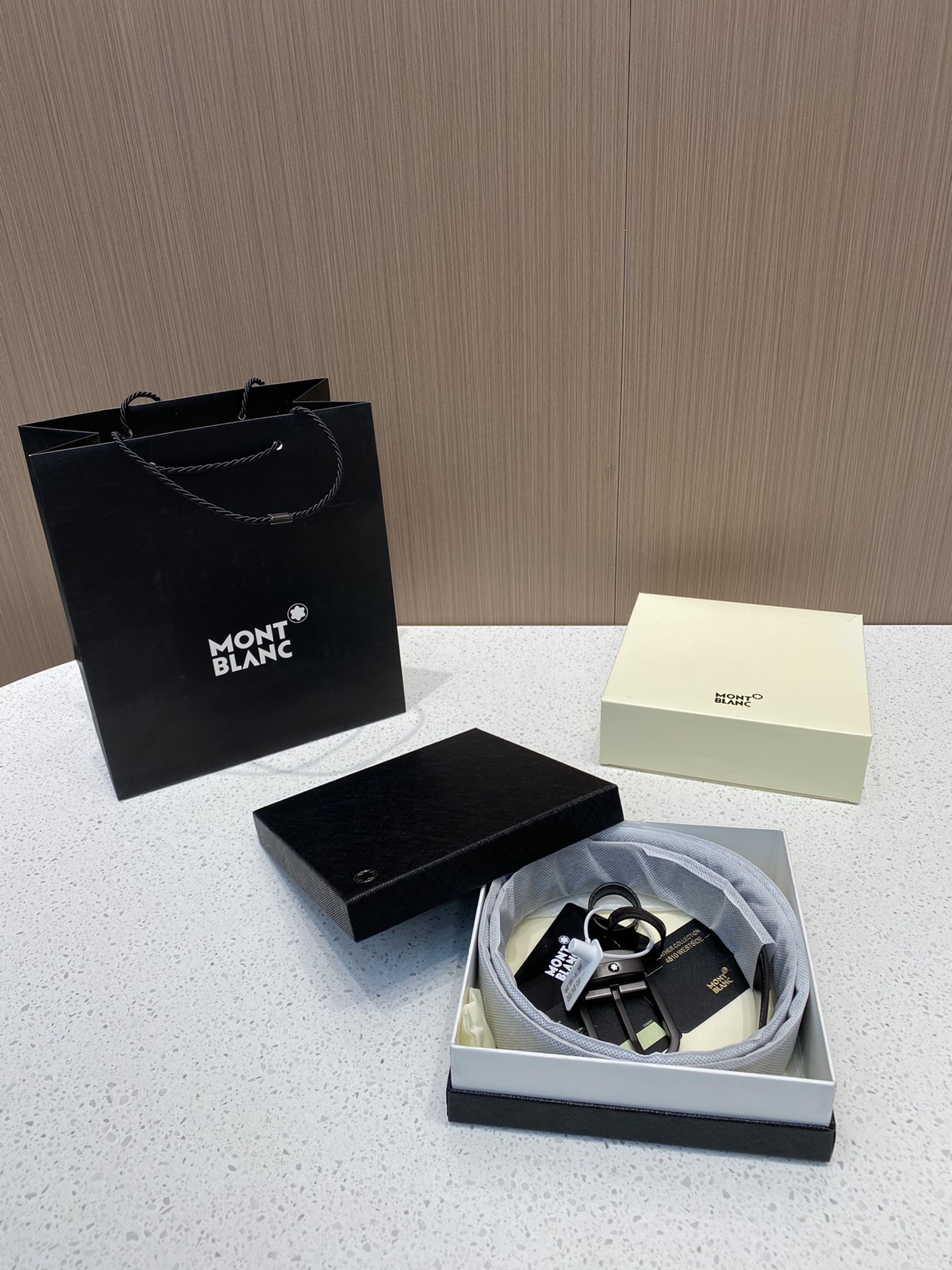 Montblanc Horseshoe Buckle Leather Belt - Comprehensive 4