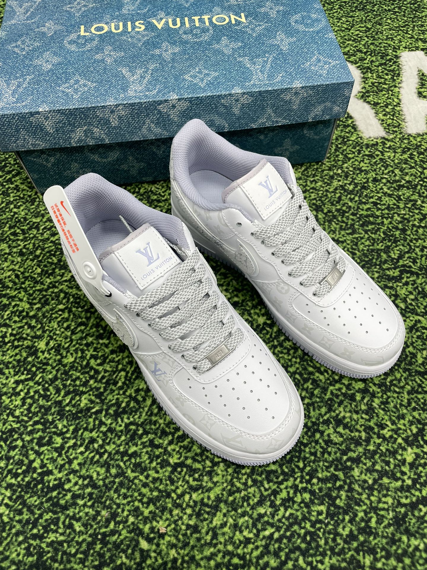 High-Quality Nike Air Force 1 LOW Cash Sale in Various Sizes - 图片 4