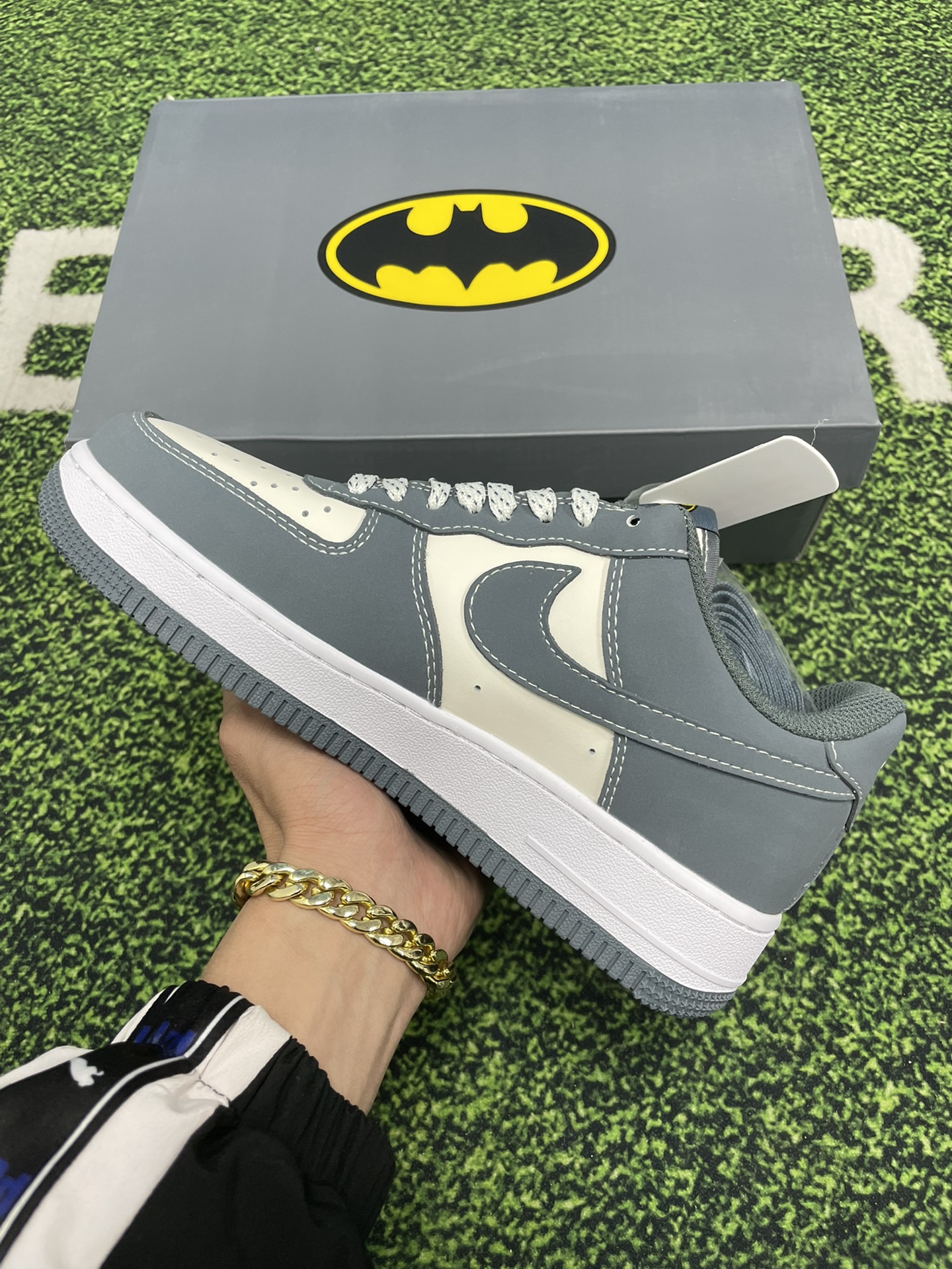 Nike Air Force 1 LOW: 750 Cash, Various Sizes Available. - 图片 3