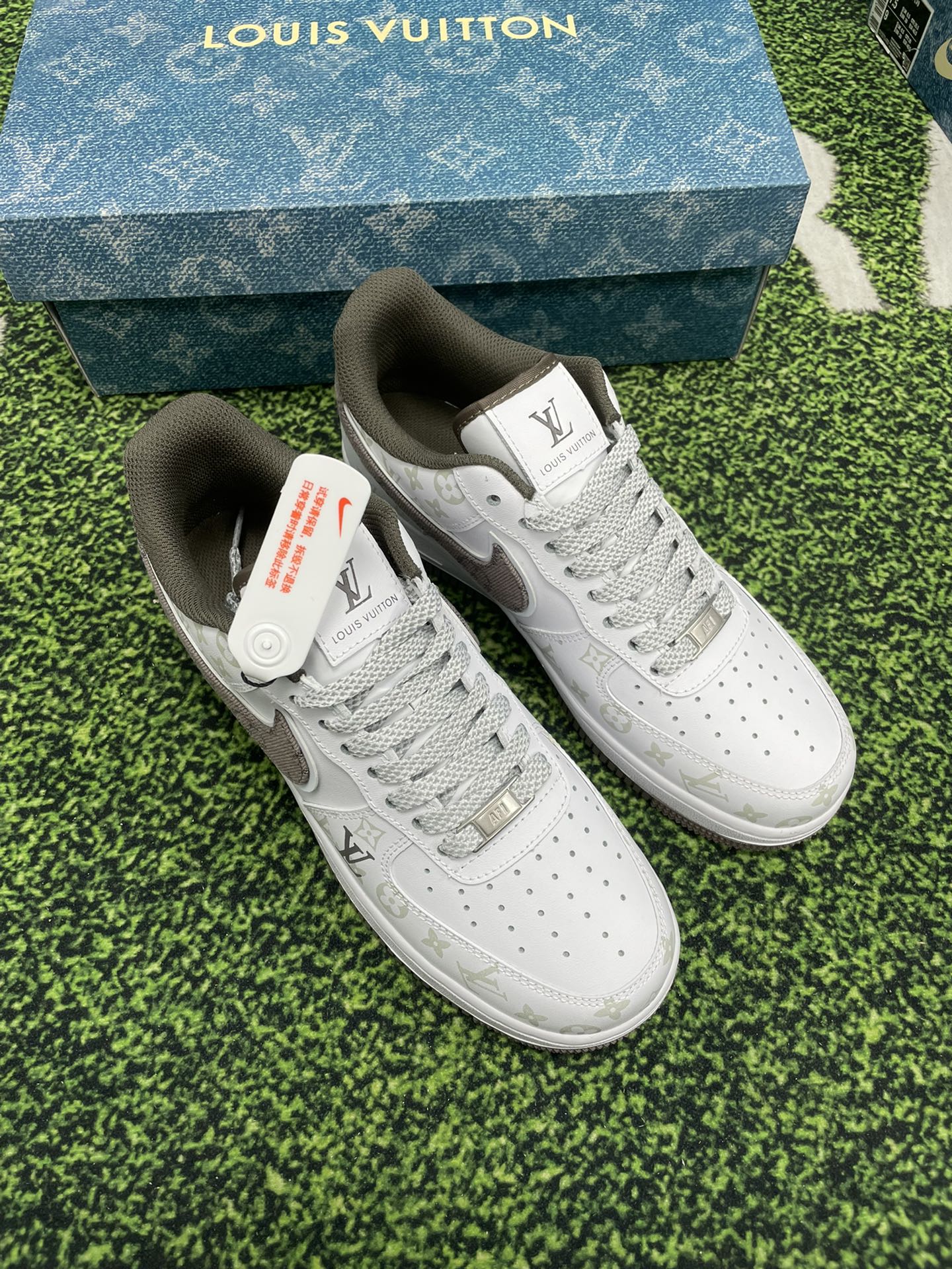 High-Quality Nike Air Force 1 LOW Cash Sale in Various Sizes - 图片 4