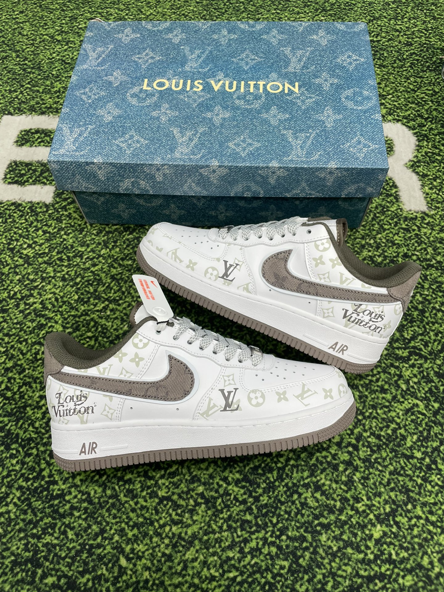 High-Quality Nike Air Force 1 LOW Cash Sale in Various Sizes - 图片 5