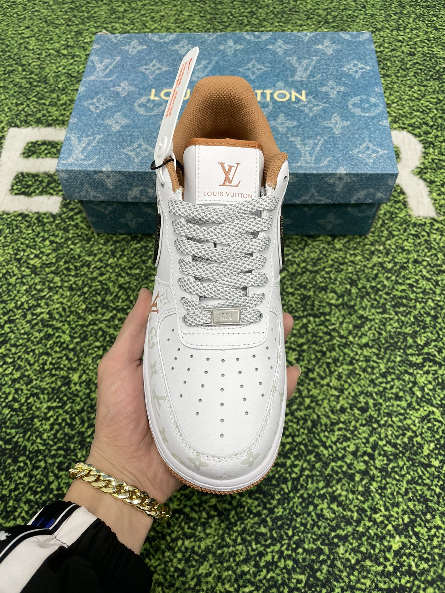 Nike Air Force 1 LOW: High-Quality Cash Purchase, Various Sizes Available - 图片 2