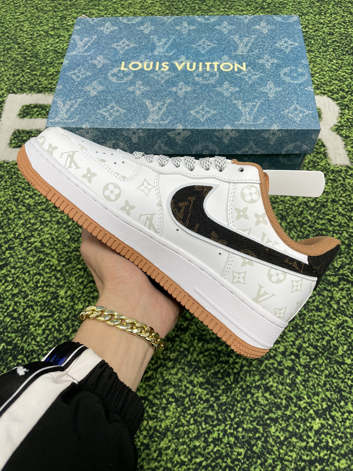 Nike Air Force 1 LOW: High-Quality Cash Purchase, Various Sizes Available - 图片 3