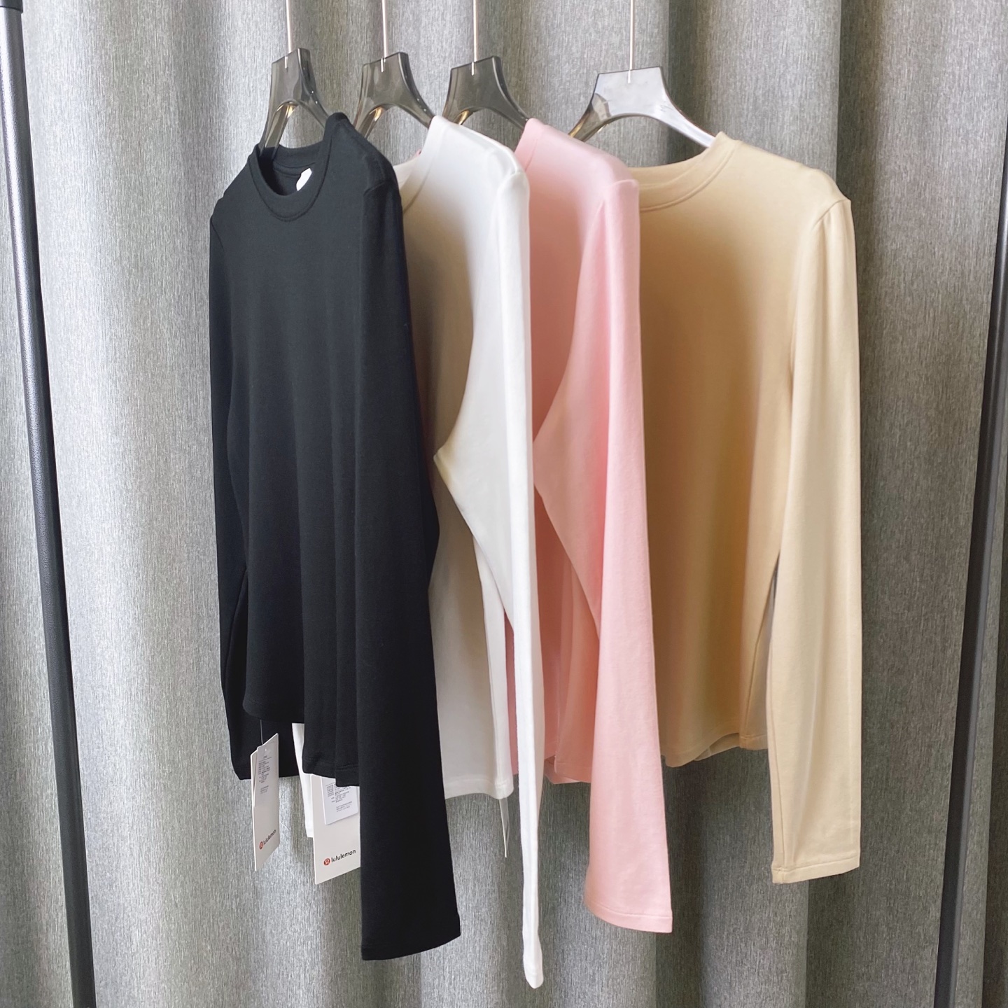 Lululemon long sleeve everyday black yoga