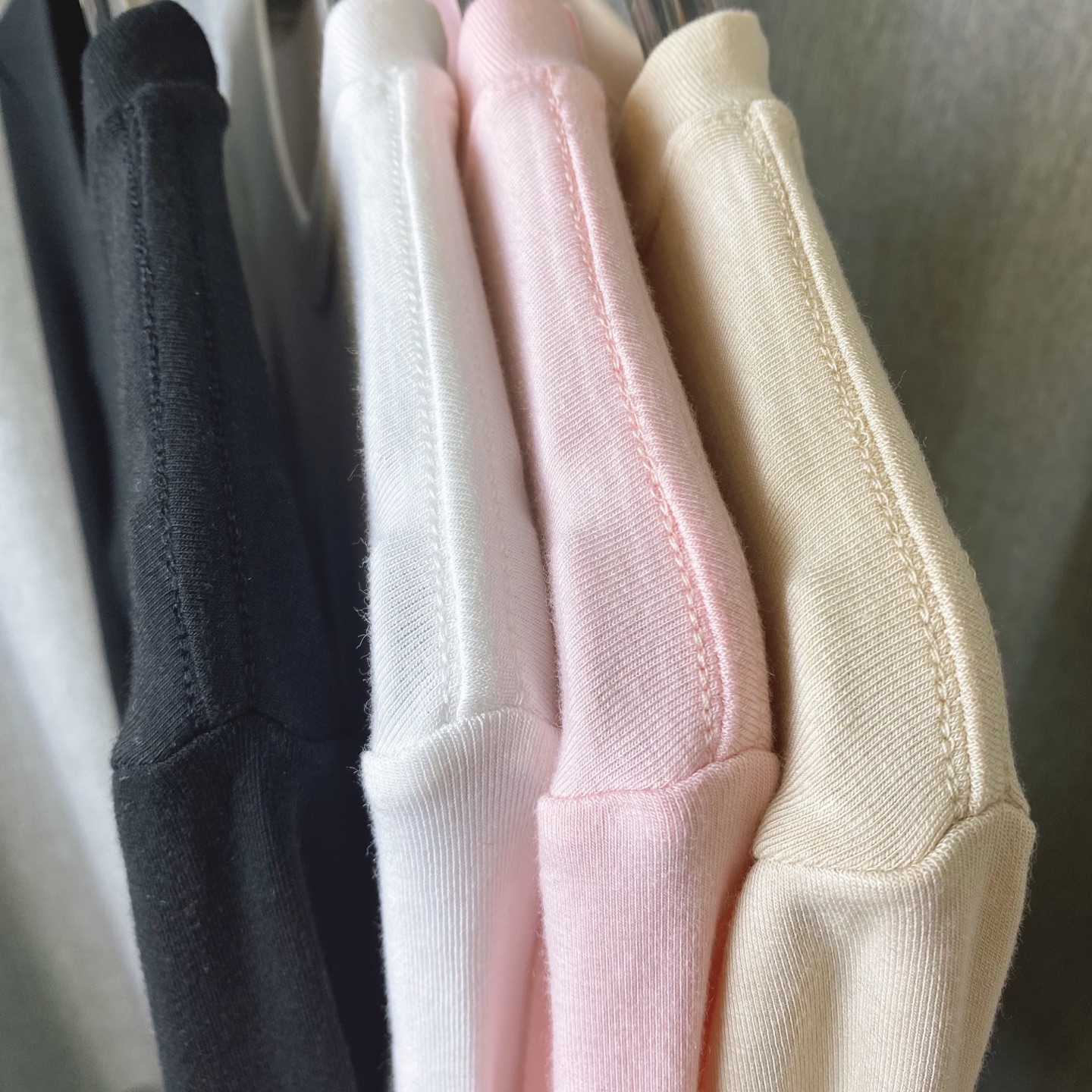 Lululemon long sleeve everyday black yoga