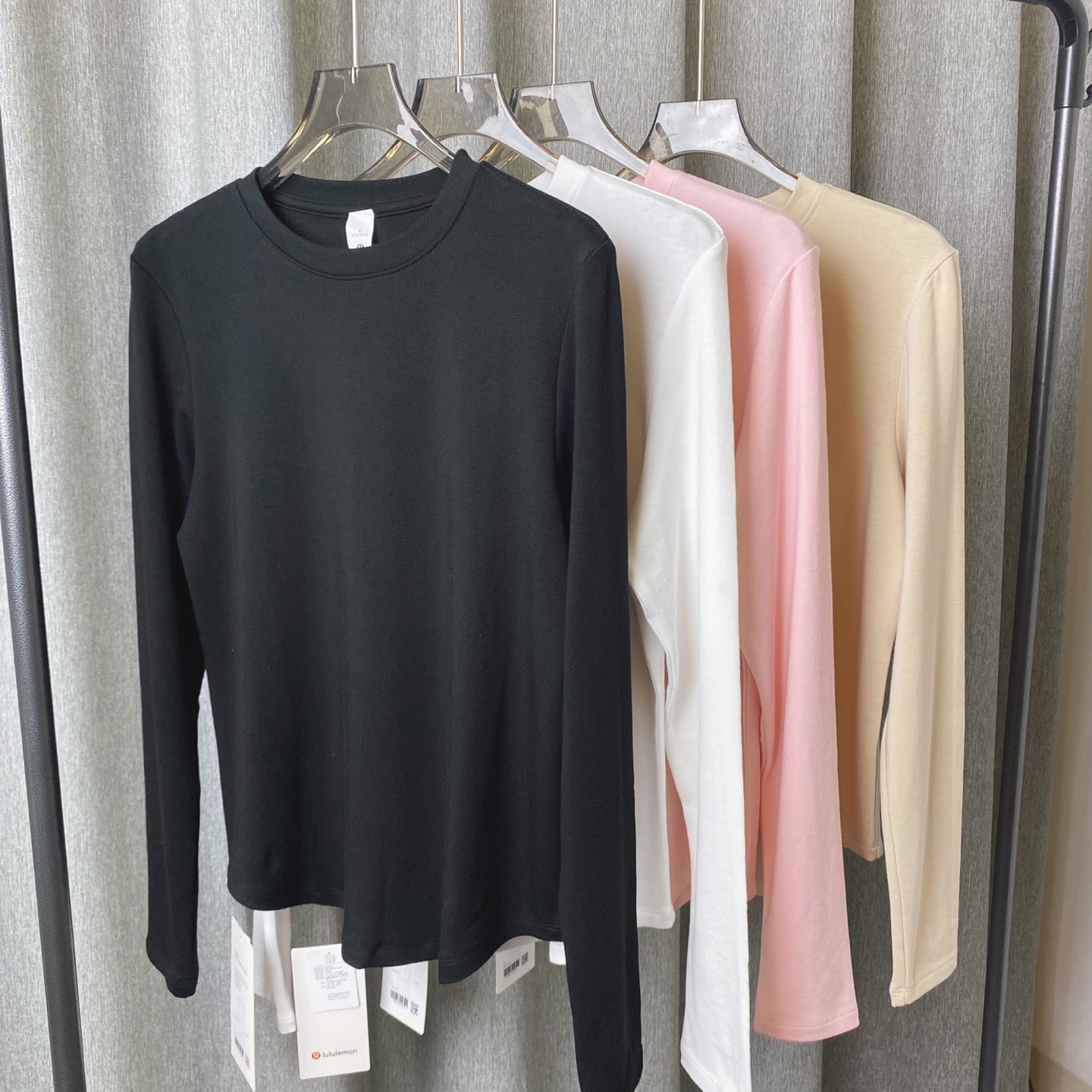 Lululemon long sleeve everyday black yoga