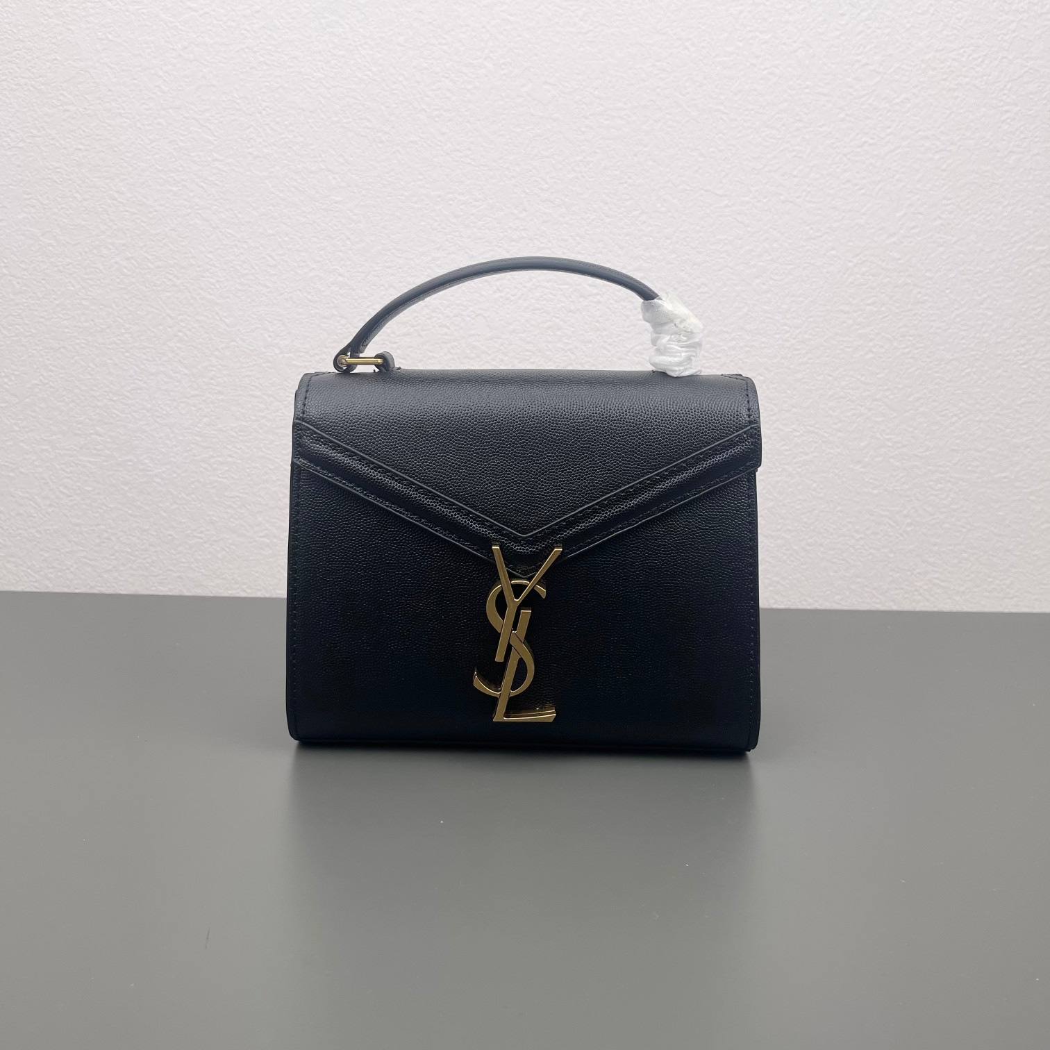 Saint Laurent Classic Handcrafted Luxury Leather Shoulder Bag Ref 9