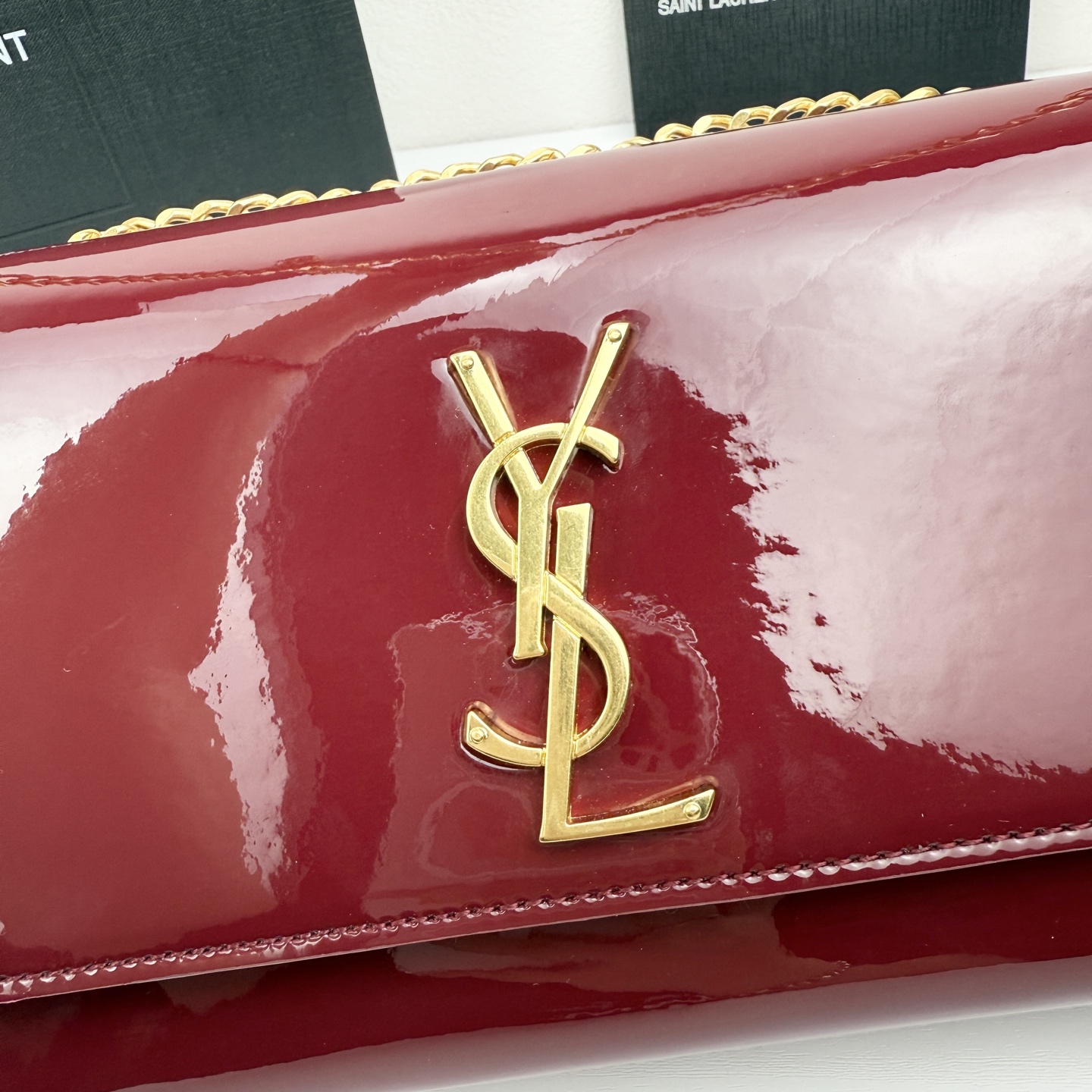 漆皮链条包YsI Kate流苏链条包~精致款YsI Kate流苏链条包黑金logo流苏超nice精致感漆