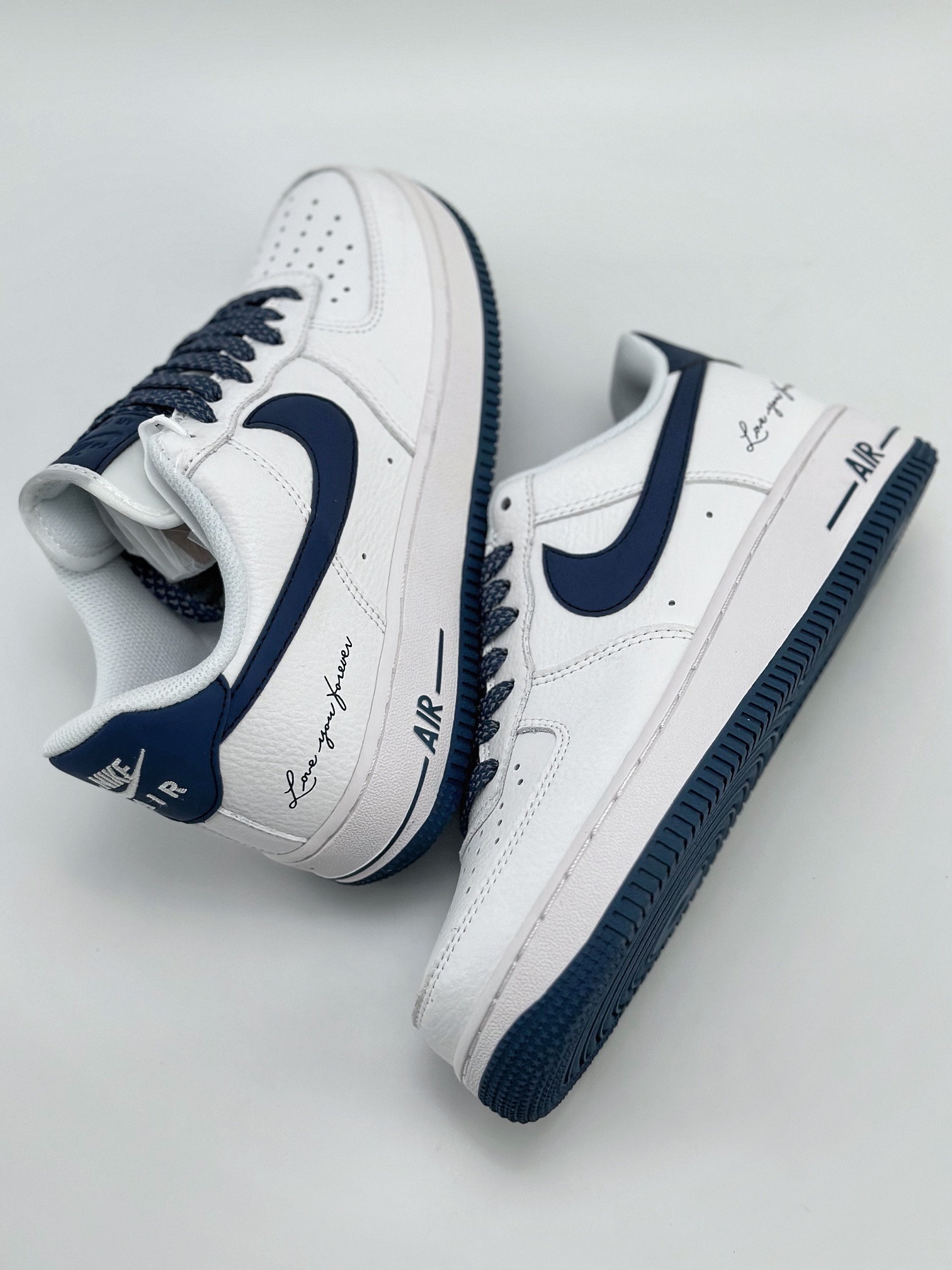 Nike Air Force 1 Low 07 Signature White Navy Blue Starry Sky LO1718-056