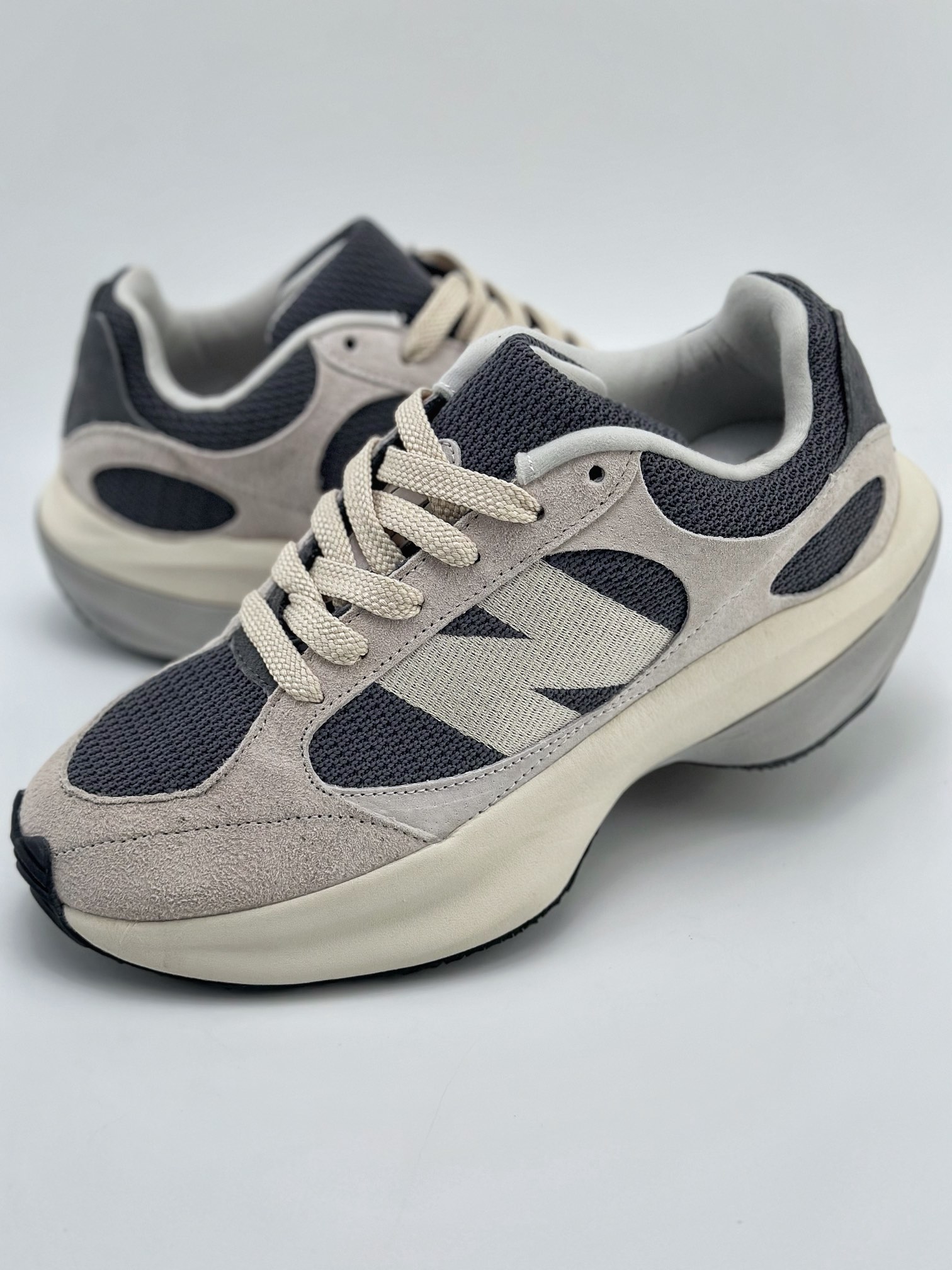 New Balance Warped Runner Collection Low-top Retro Daddy Style Casual Sports Jogging Shoes