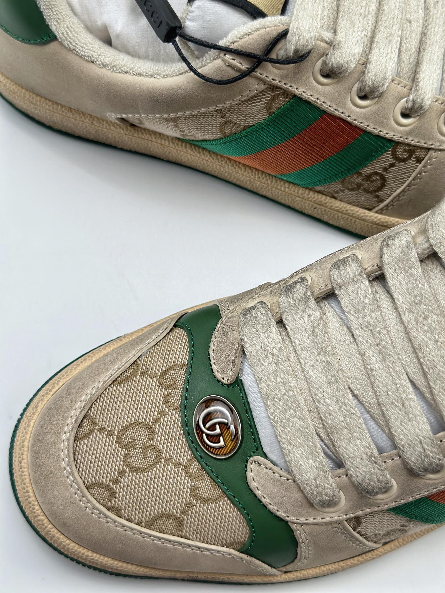 New arrival Gucci Distressed Screener sneaker Gucci dirty shoes series