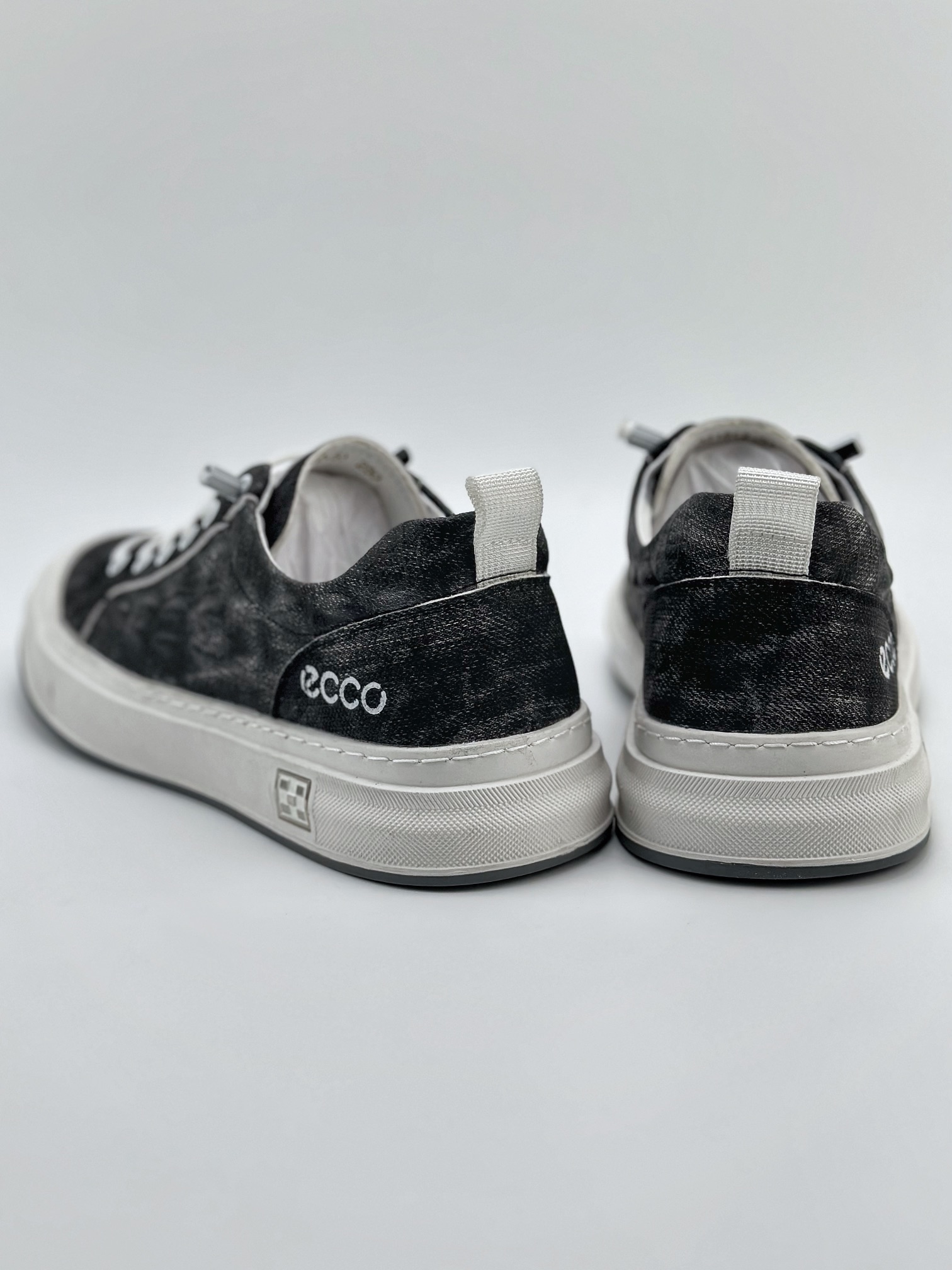 ECCO/ECCO sports running shoes/casual shoes quality steel stamped logo exclusive official website customization