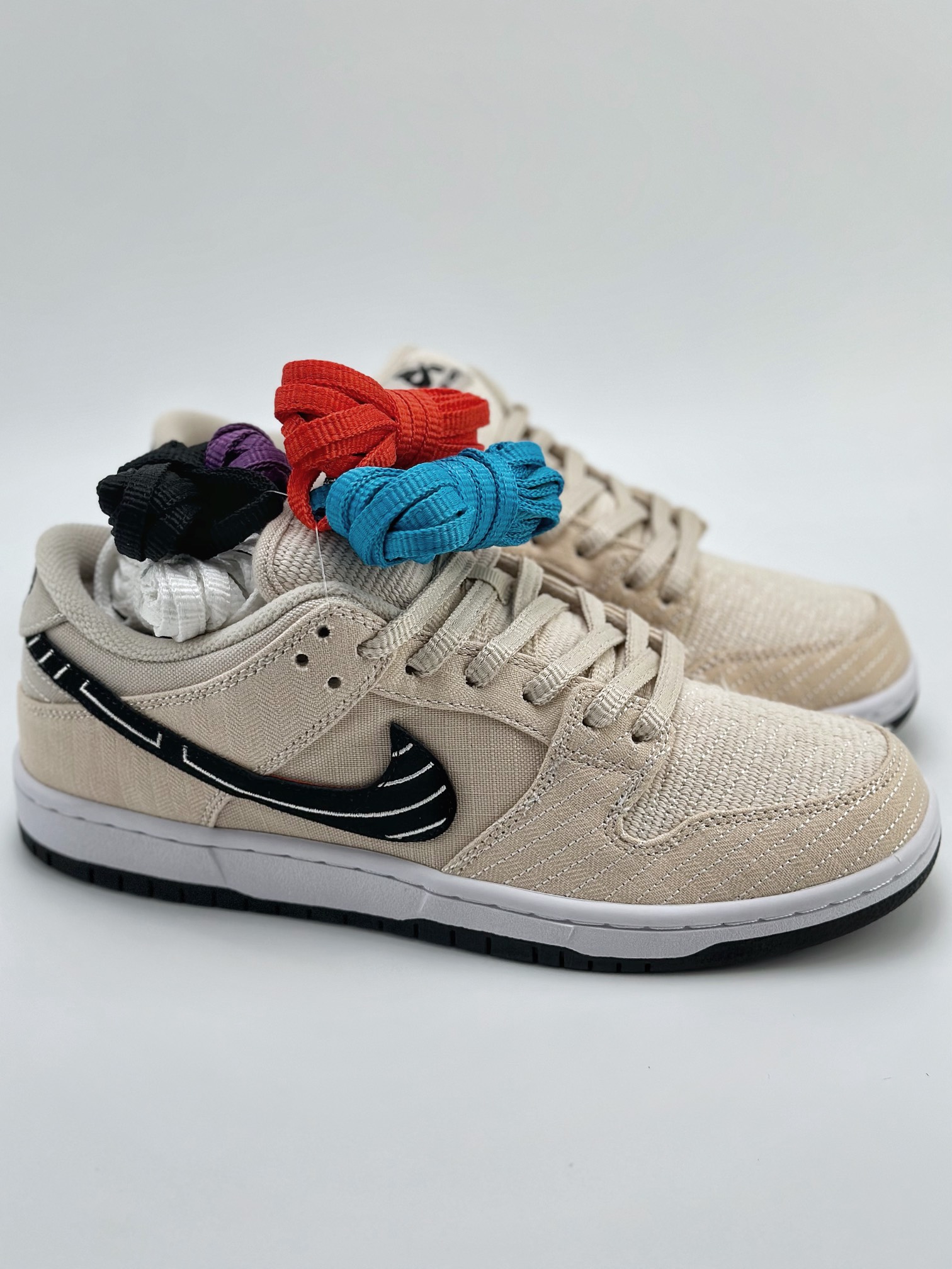 Nike SB Dunk Low x Albino & Preto ”Pearl White” 米白黑 FD2627-200