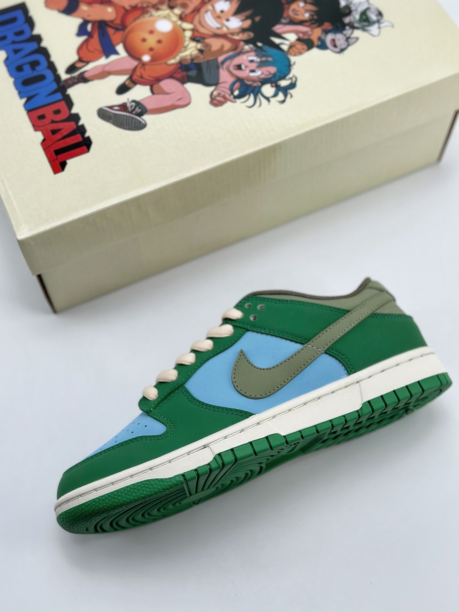 Nike SB Dunk Low x Otomo Katsuhiro 大友克洋夏季风 GP1255-022