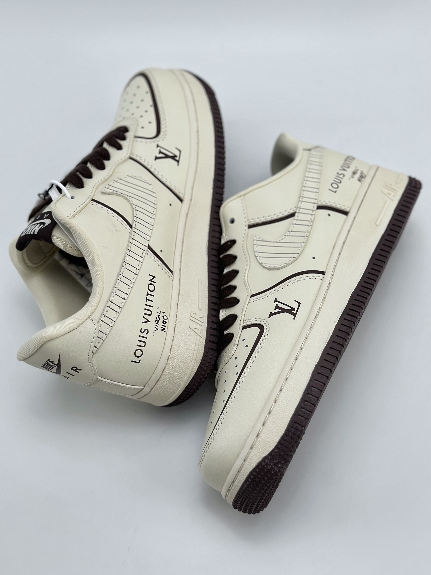 Nike Air Force 1 Low 07 x Louis Vuitton CT3228-300