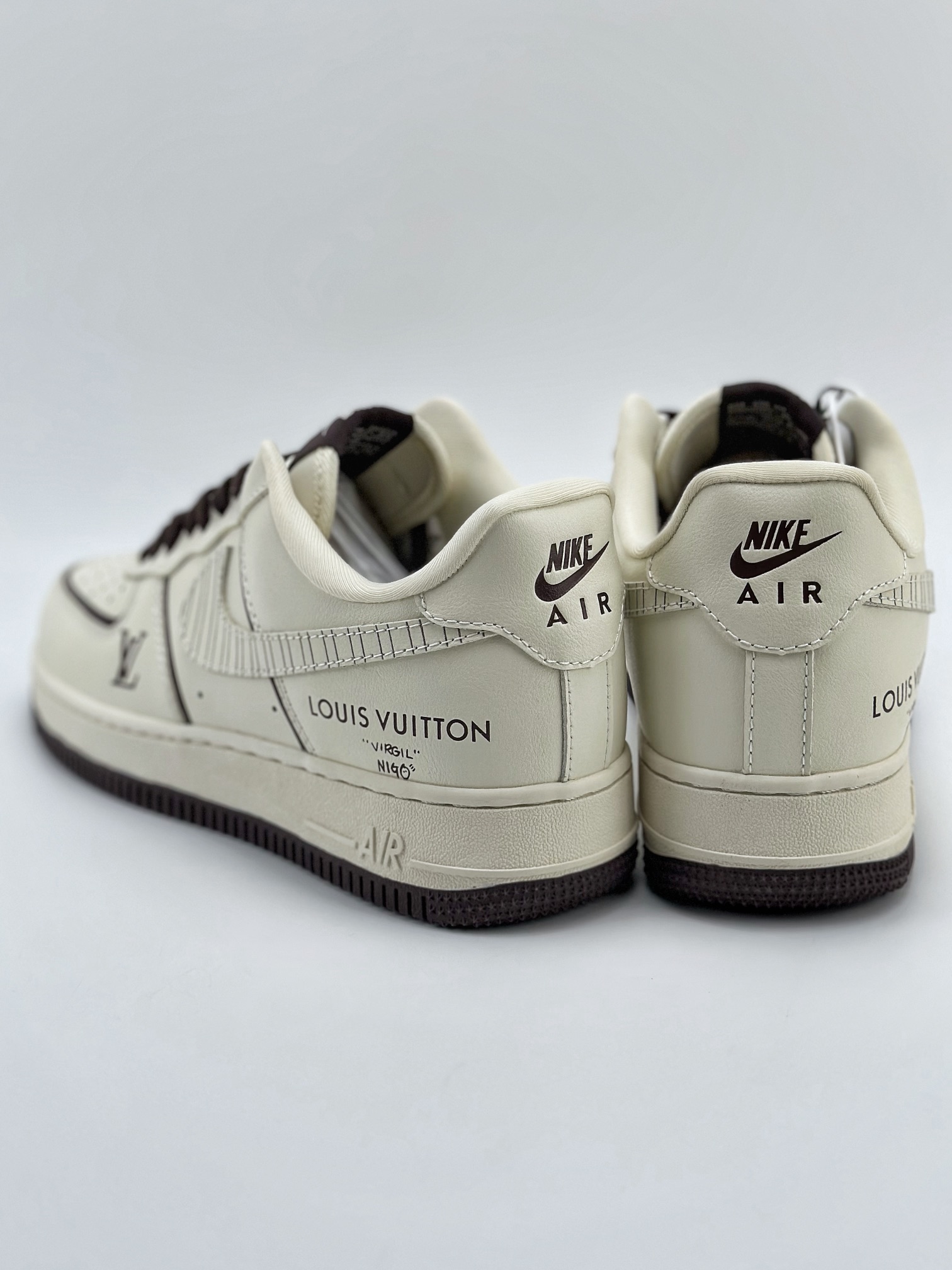 Nike Air Force 1 Low 07 x Louis Vuitton CT3228-300