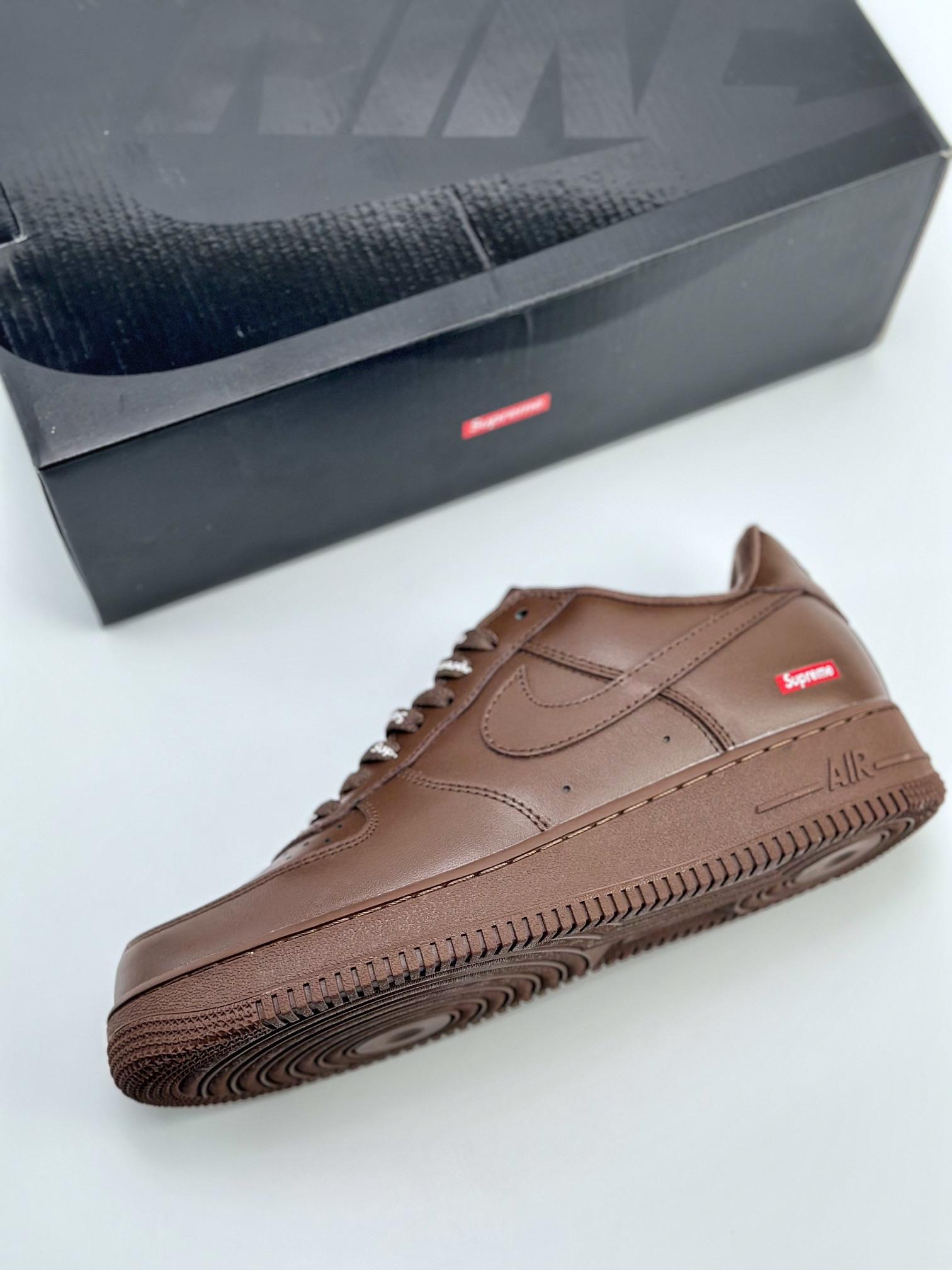 200 Nike Air Force 1 Low 07 x Supreme ”Baroque Brown” CU9225-101